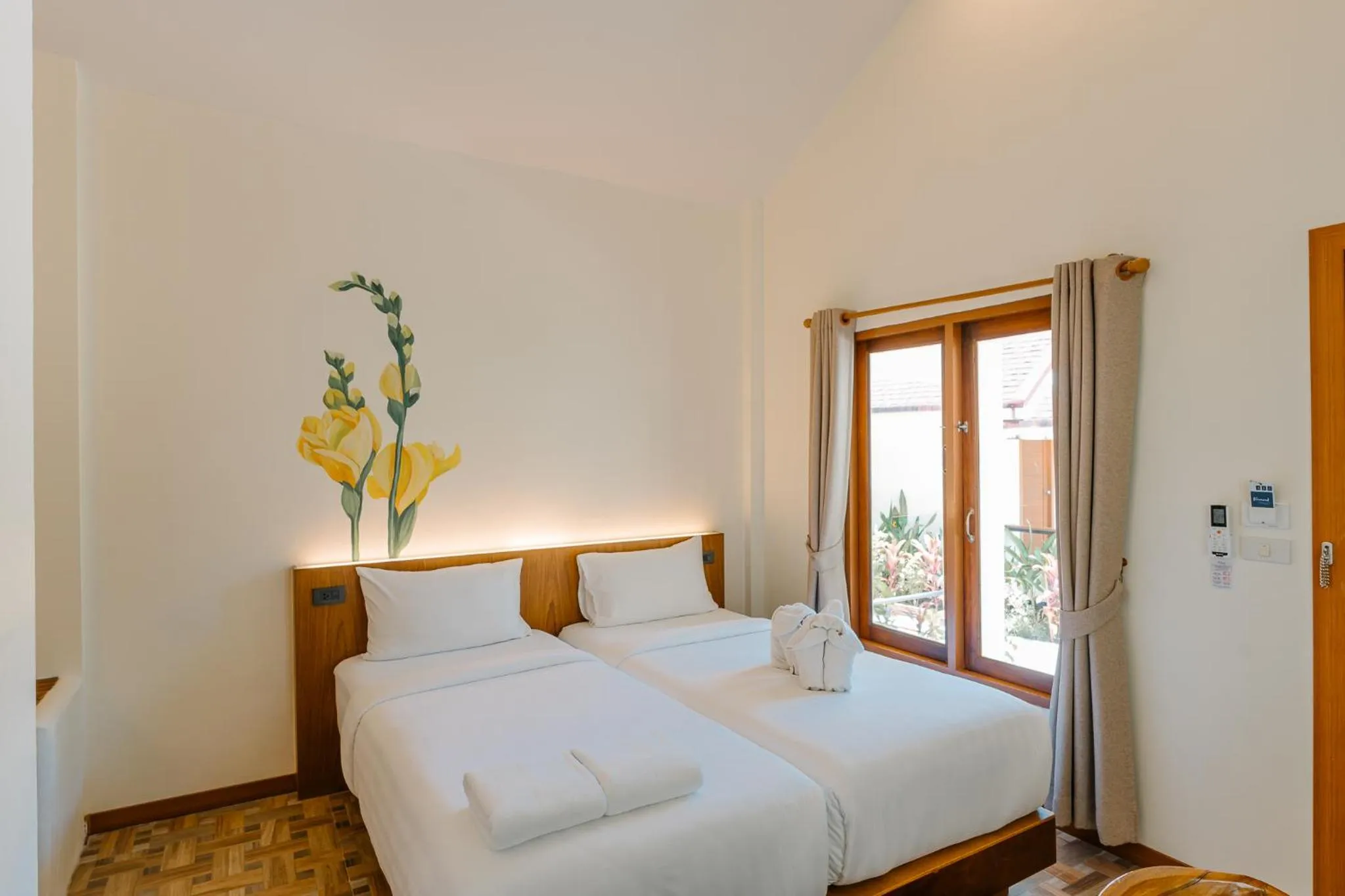 Bed in Diamond Beach Resort