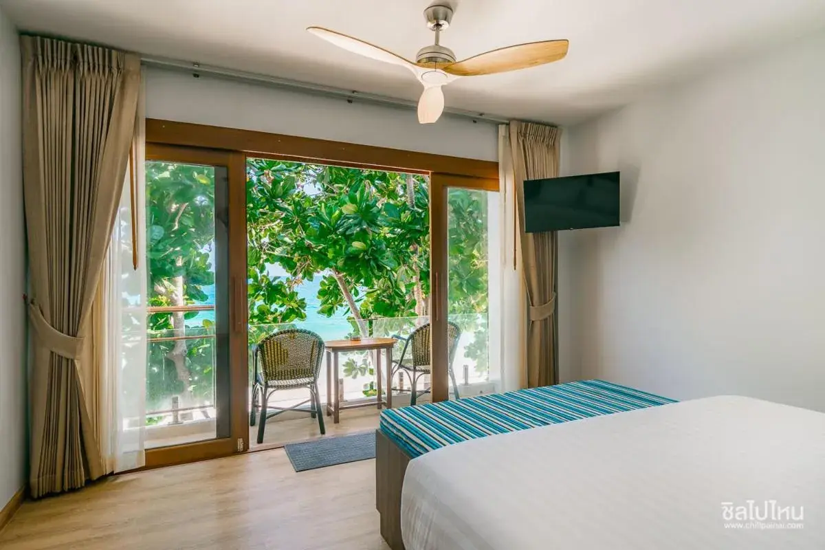 Beach Front Room in Diamond Beach Resort Beach Front Room in Diamond Beach Resort