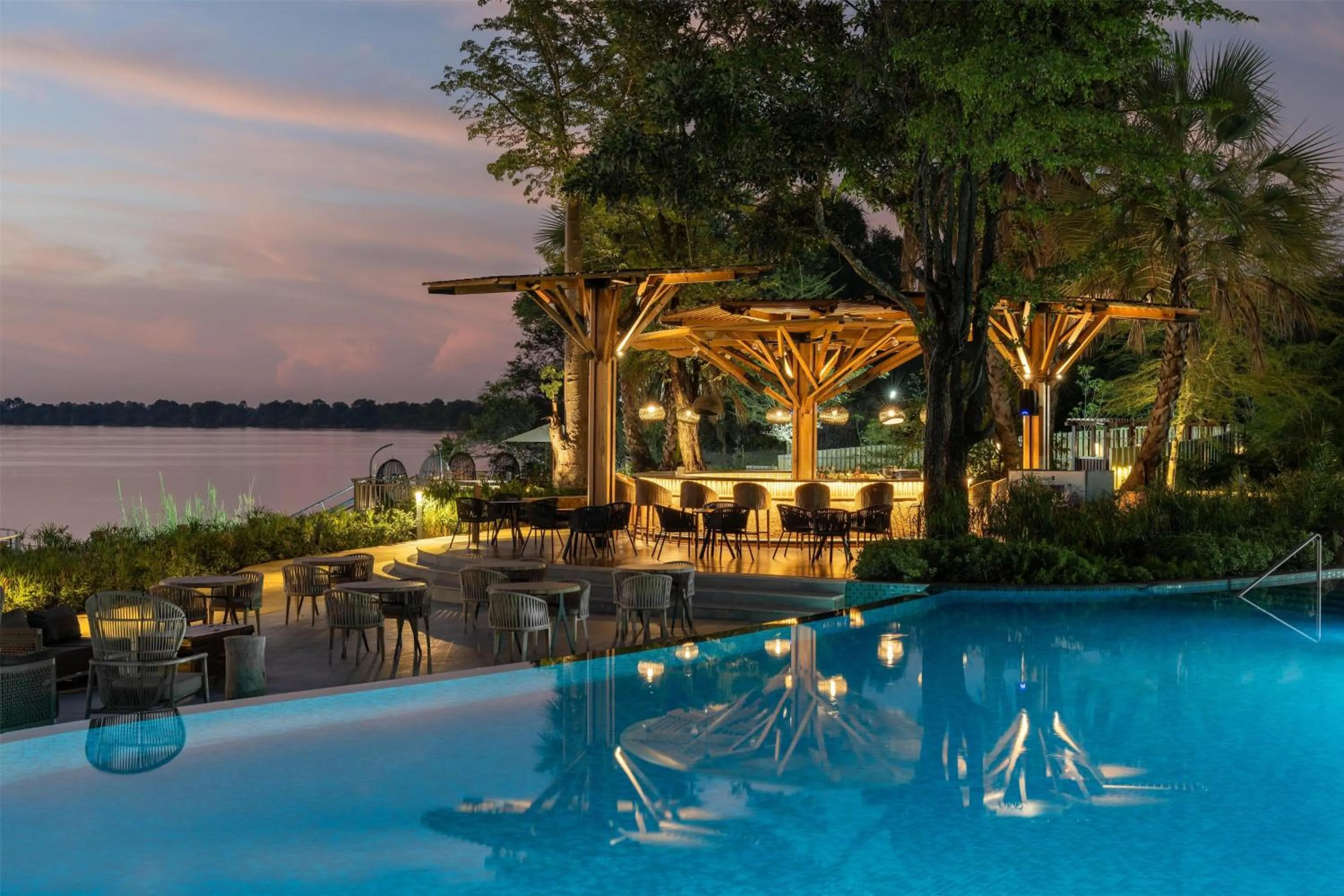 Lounge or bar in Radisson Blu Mosi-oa-Tunya Livingstone Resort