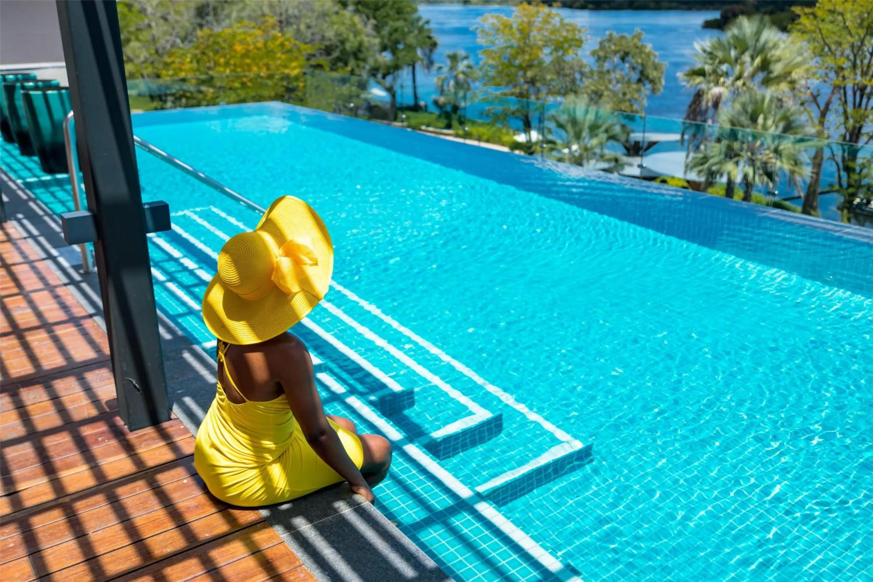 Pool view in Radisson Blu Mosi-oa-Tunya Livingstone Resort