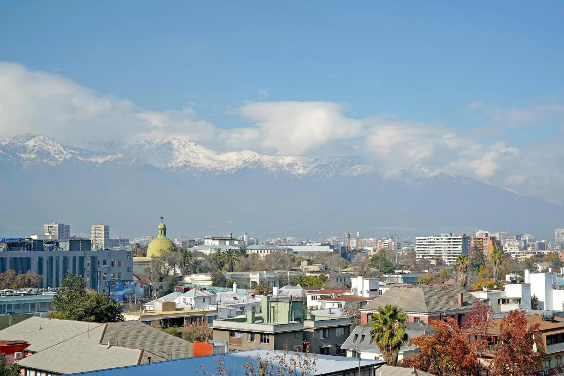 Property building in NH Ciudad de Santiago