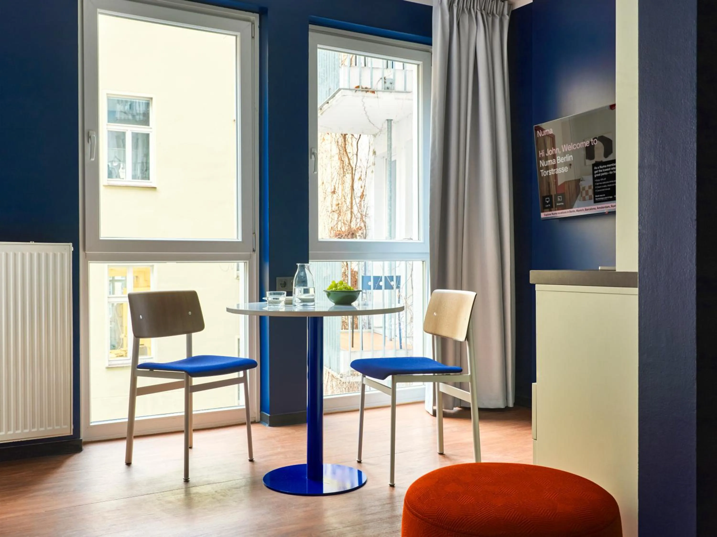 Seating area in Numa Berlin Torstrasse