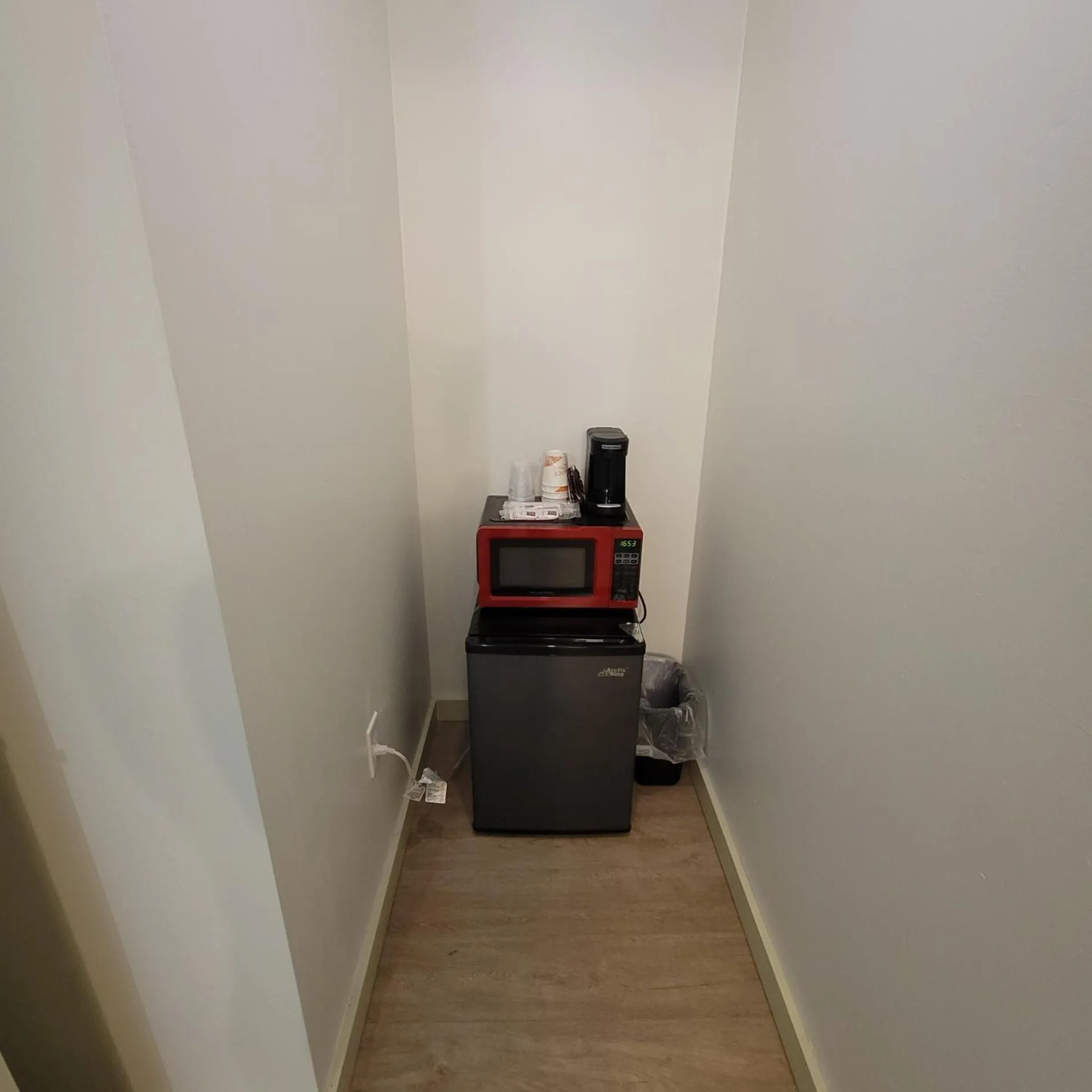 Photo of the whole room in Ski Mountain Lodge