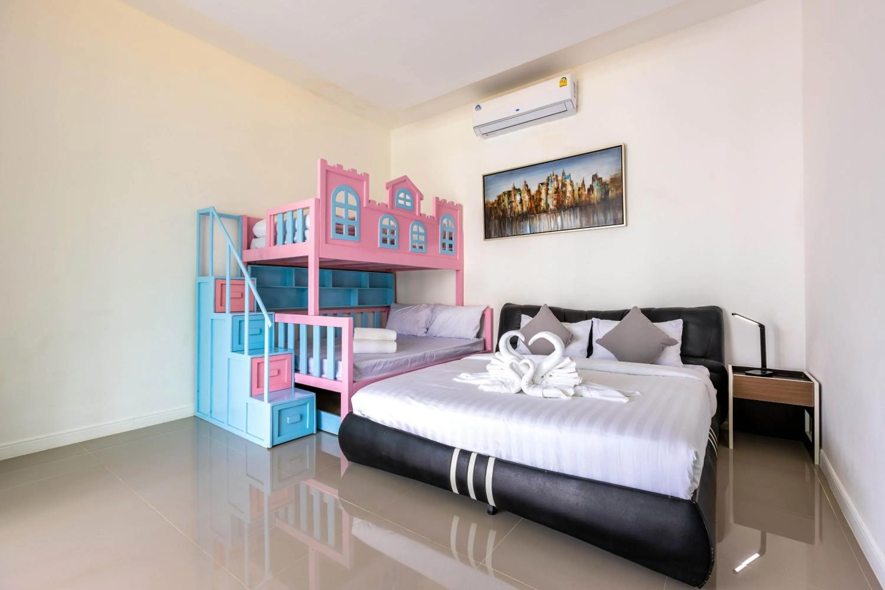 Bed in 3 Bedroom Pool Villa BL2