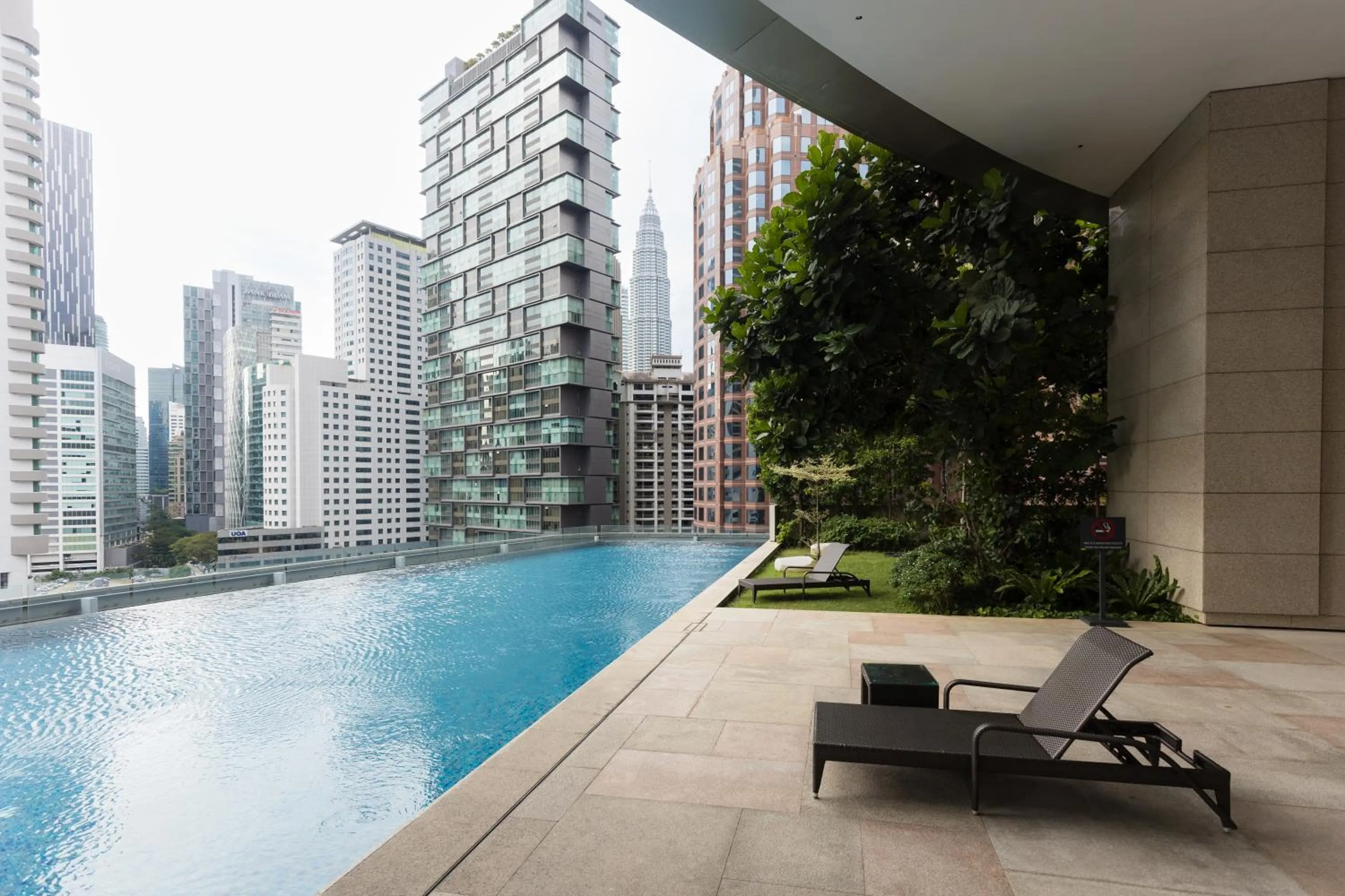 Swimming pool in Banyan Signatures Pavilion Kuala Lumpur