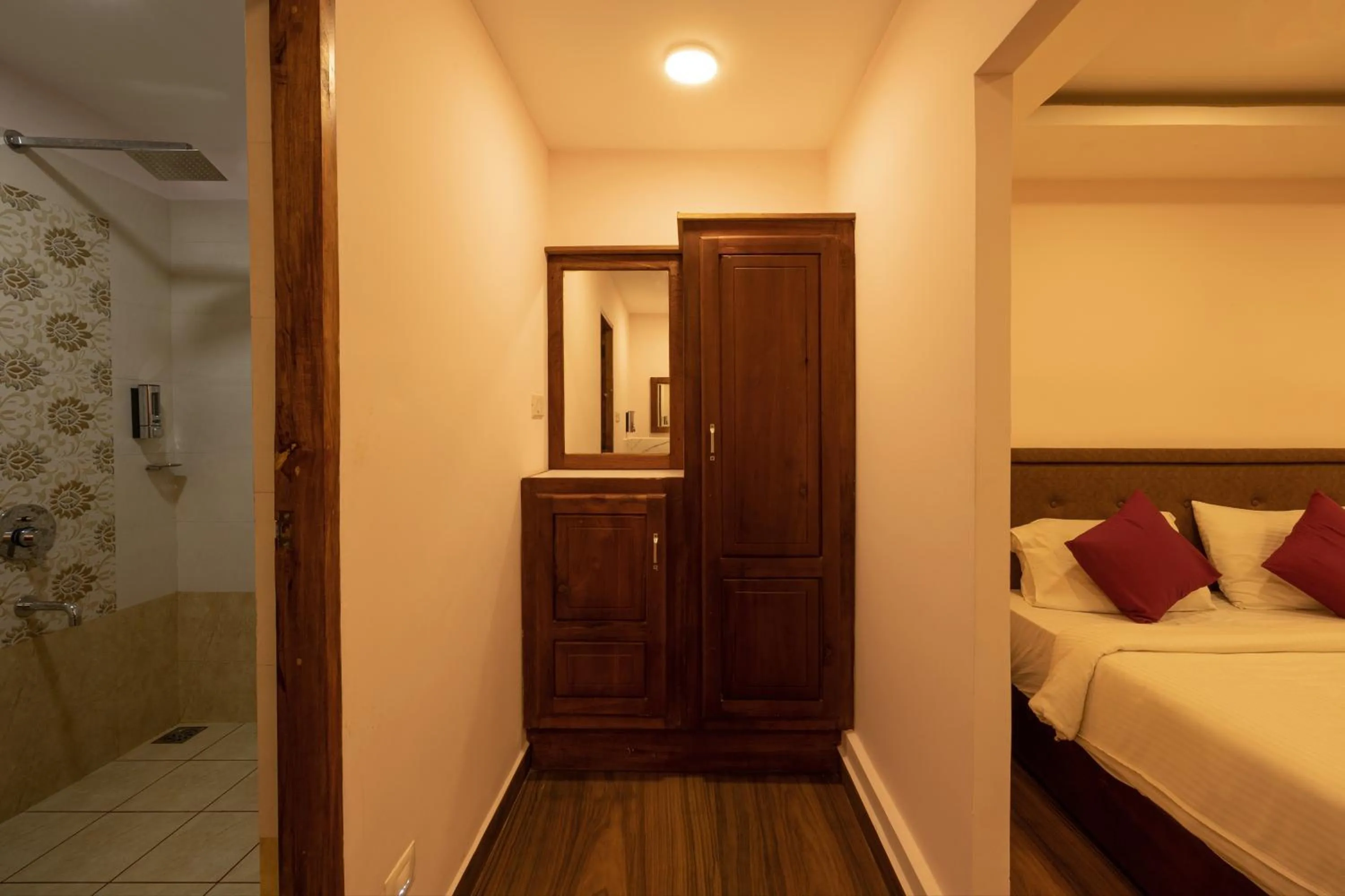 Bed in Avadale Thekkady - Stag Groups Not Allowed