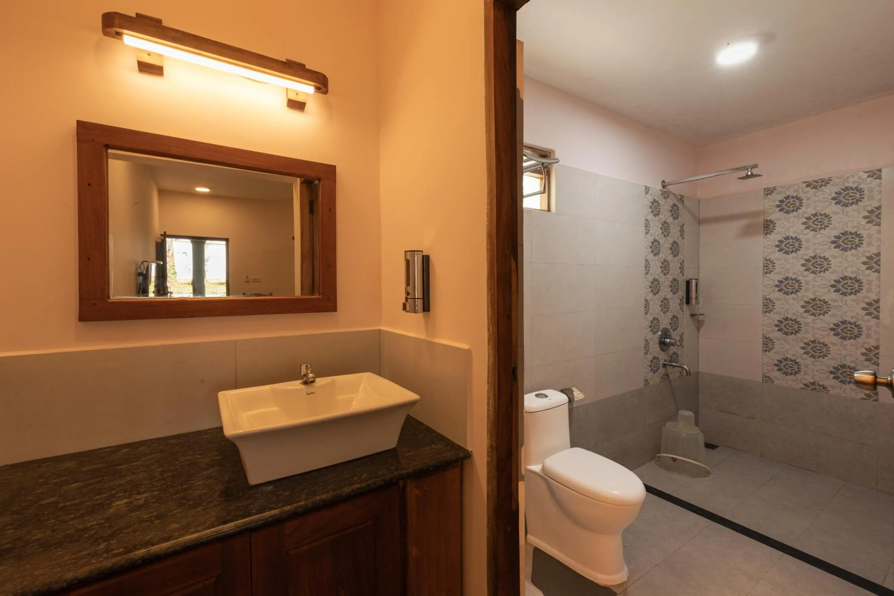 Bathroom in Avadale Thekkady - Stag Groups Not Allowed