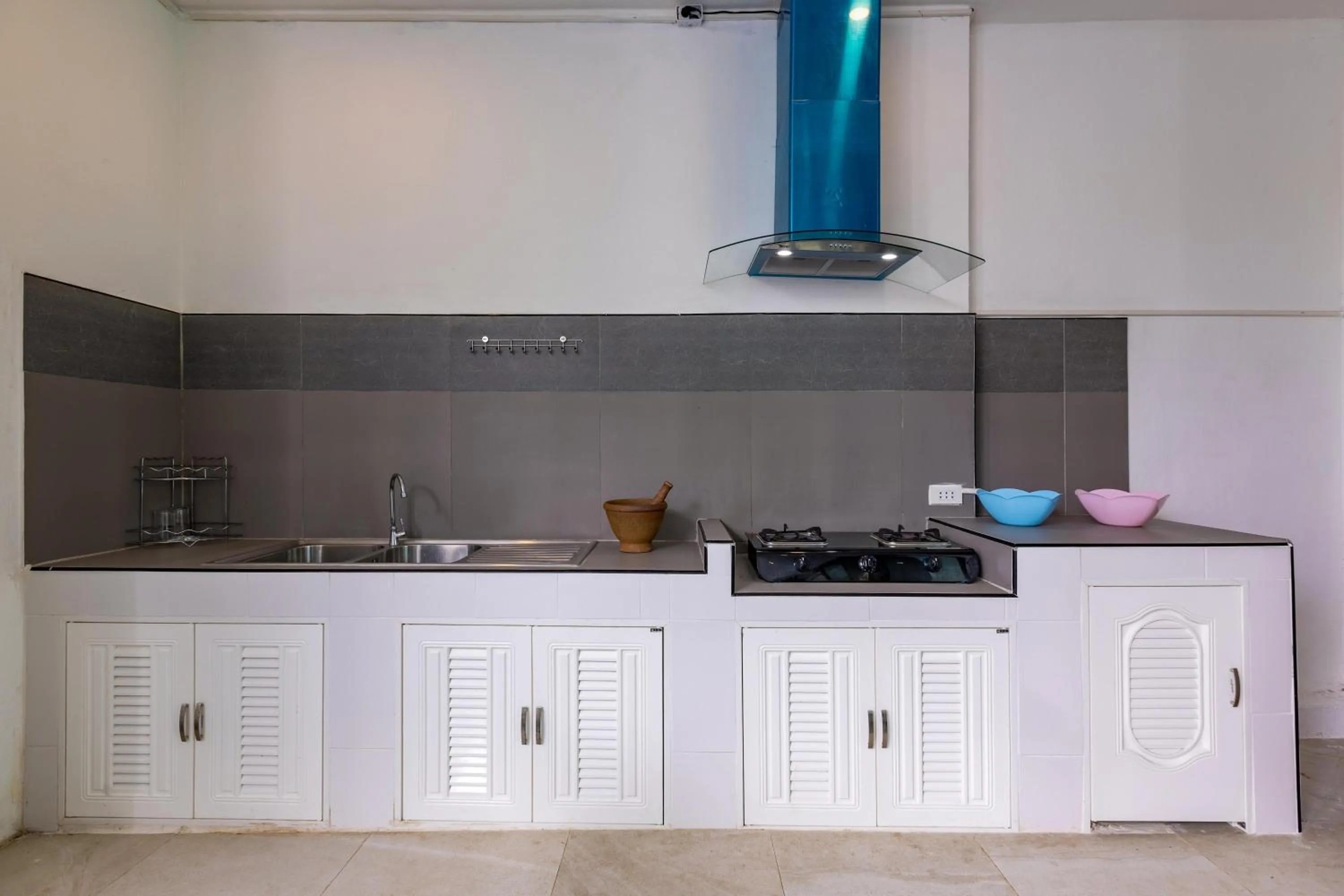 4 Bedroom Modern Pool Villa BL10