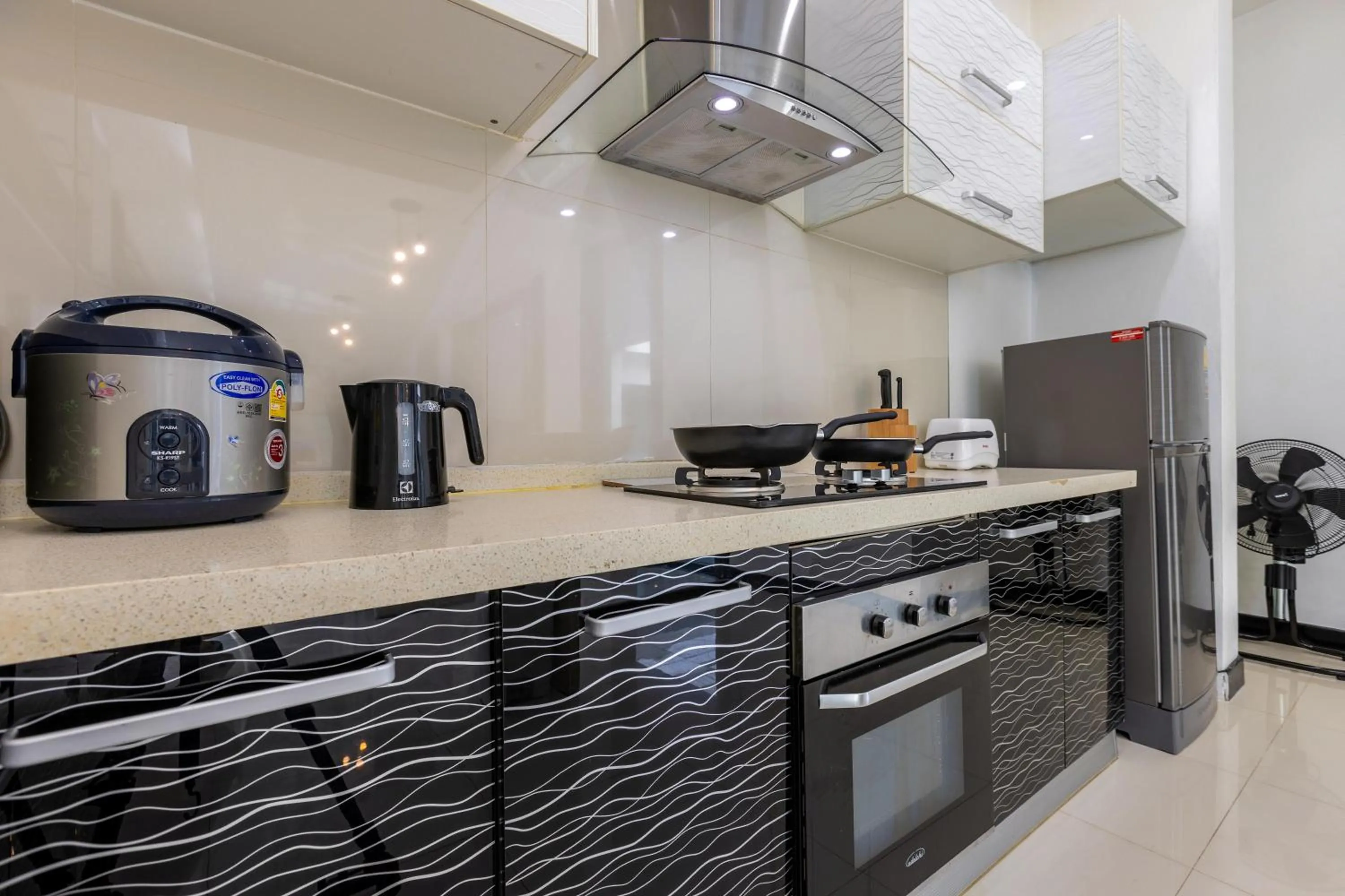 4 Bedroom Modern Pool Villa BL10