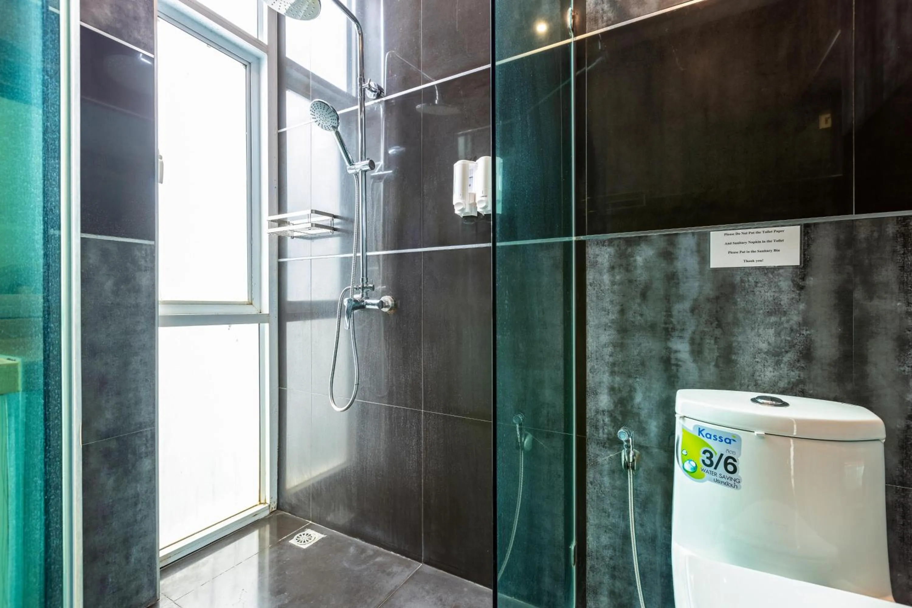 4 Bedroom Modern Pool Villa BL10