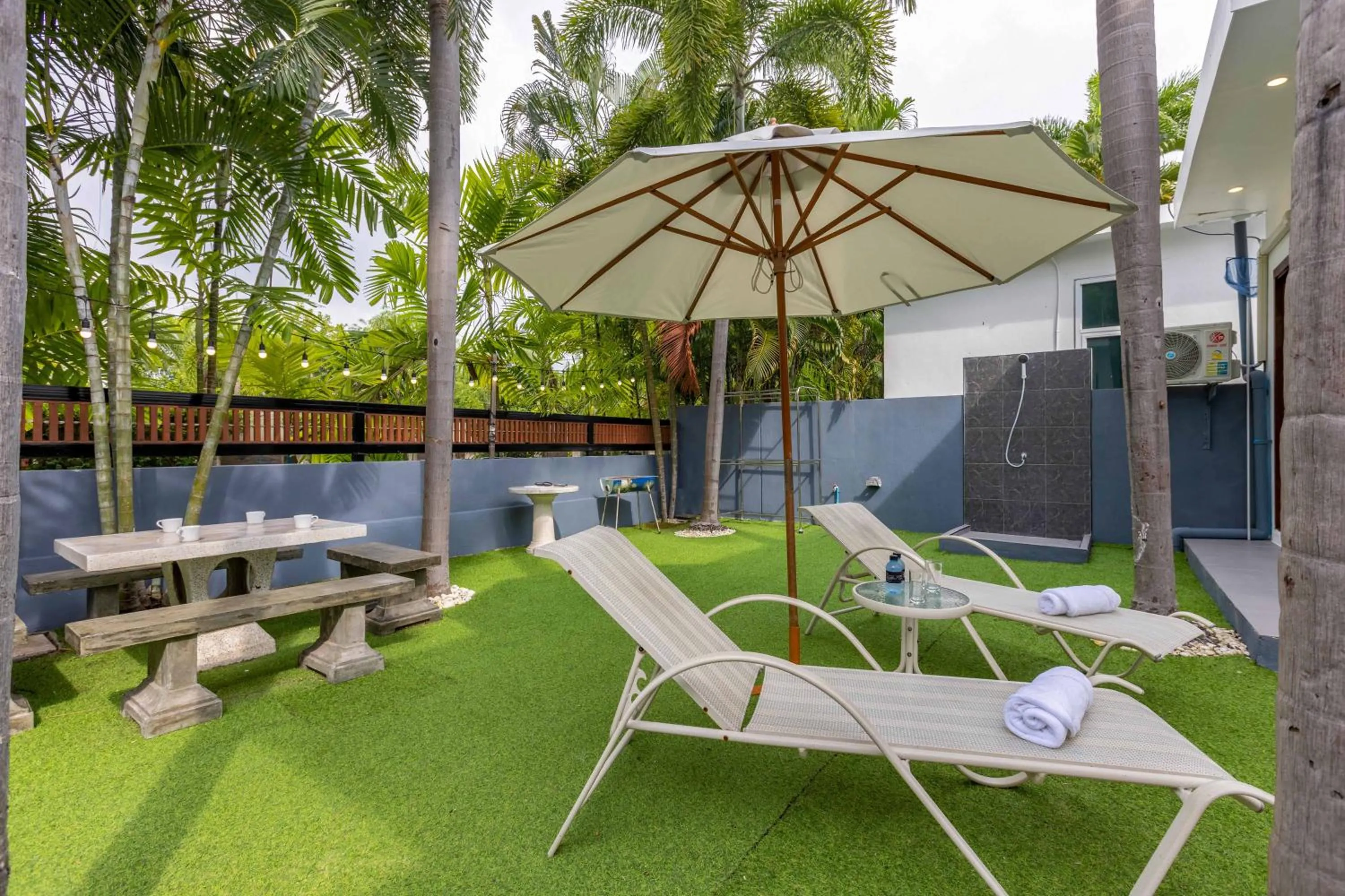 4 Bedroom Modern Pool Villa BL10