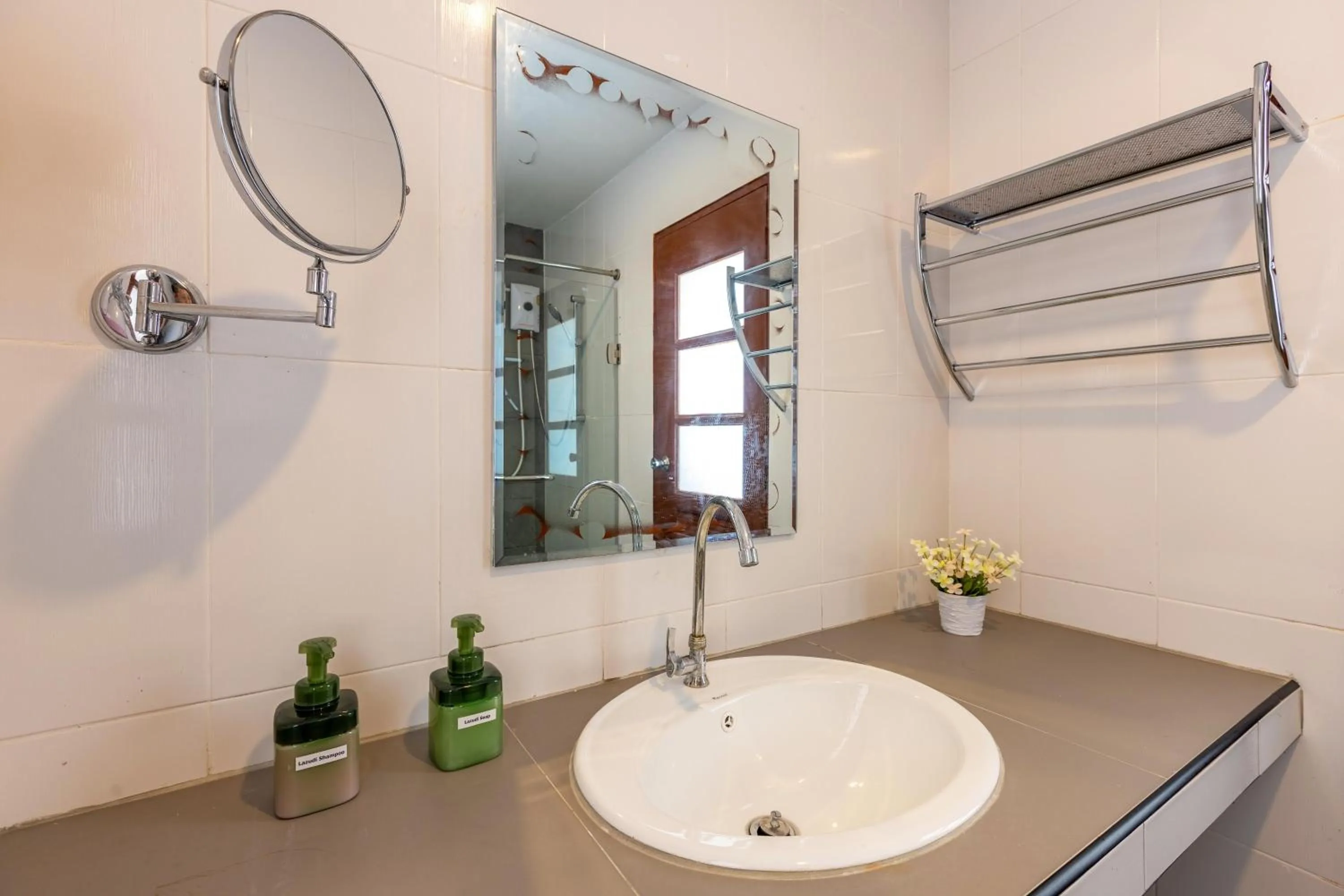 4 Bedroom Modern Pool Villa BL10