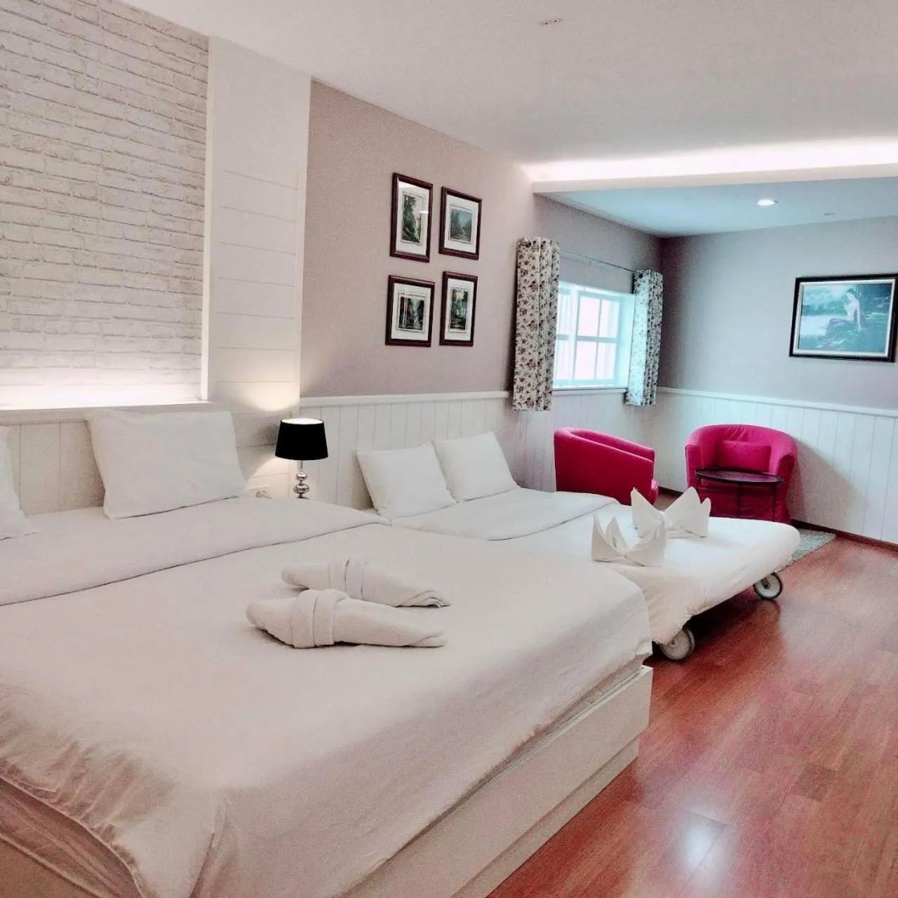 Bed in Sabai Dee Minitel