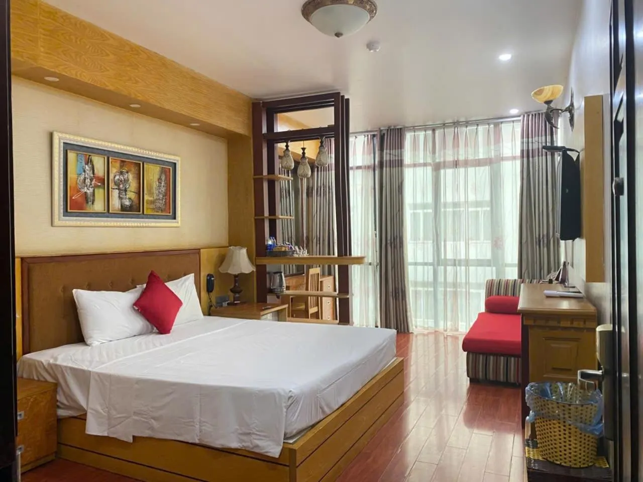 Photo of the whole room, Bed in Moon Hotel Cau Giay