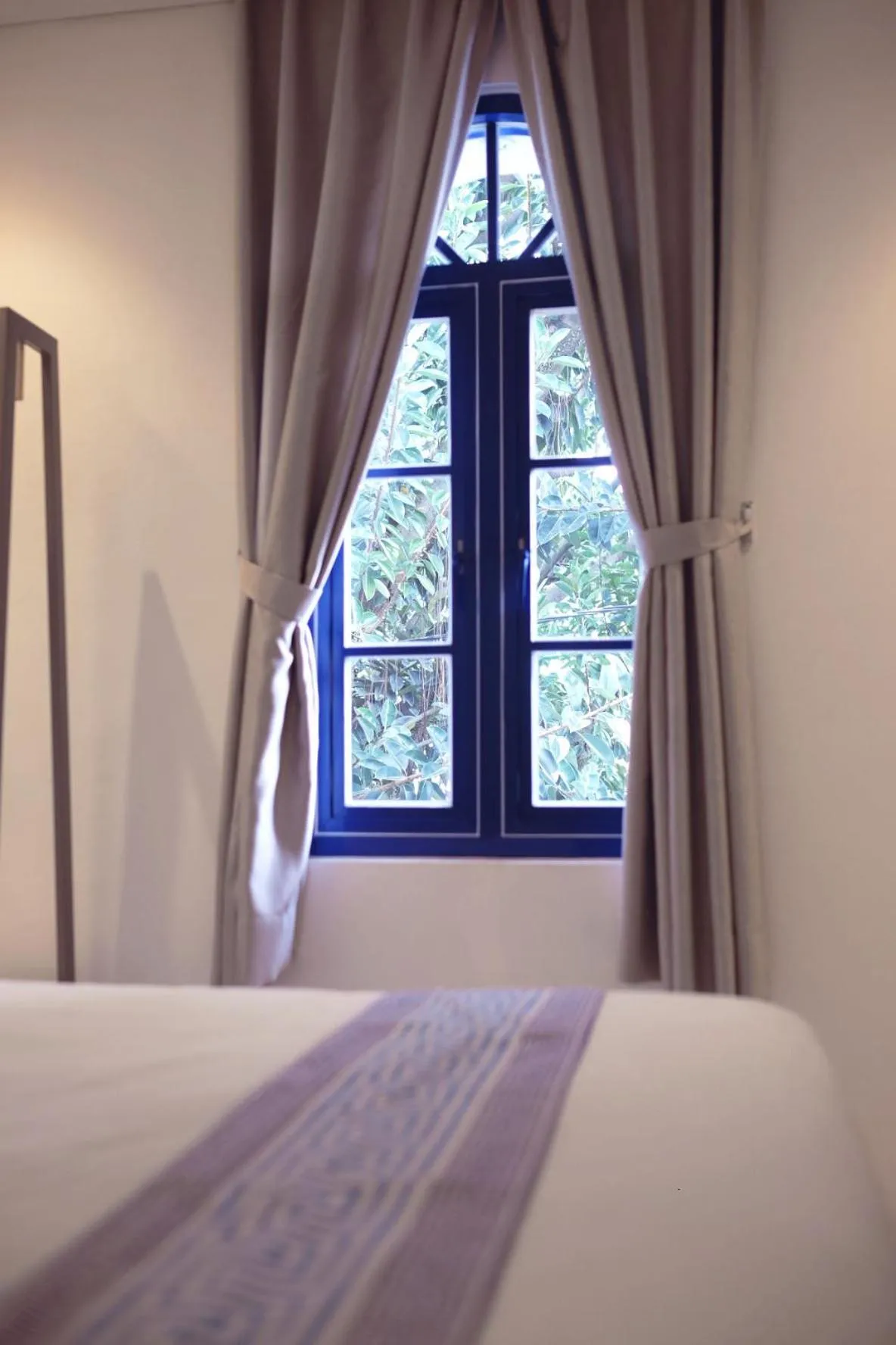 Bed in Little Mykonos