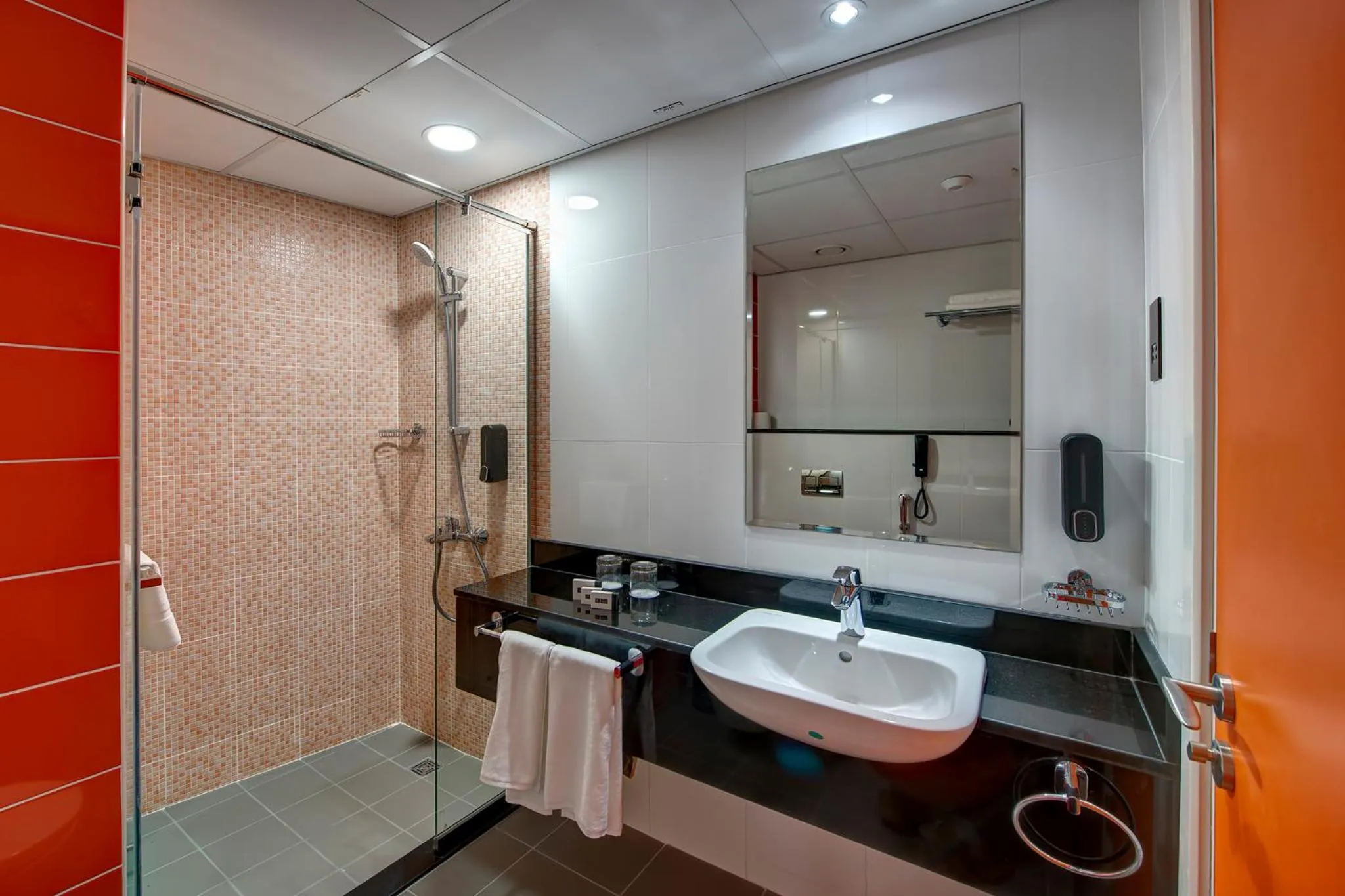 Bathroom in Wescott Hotel