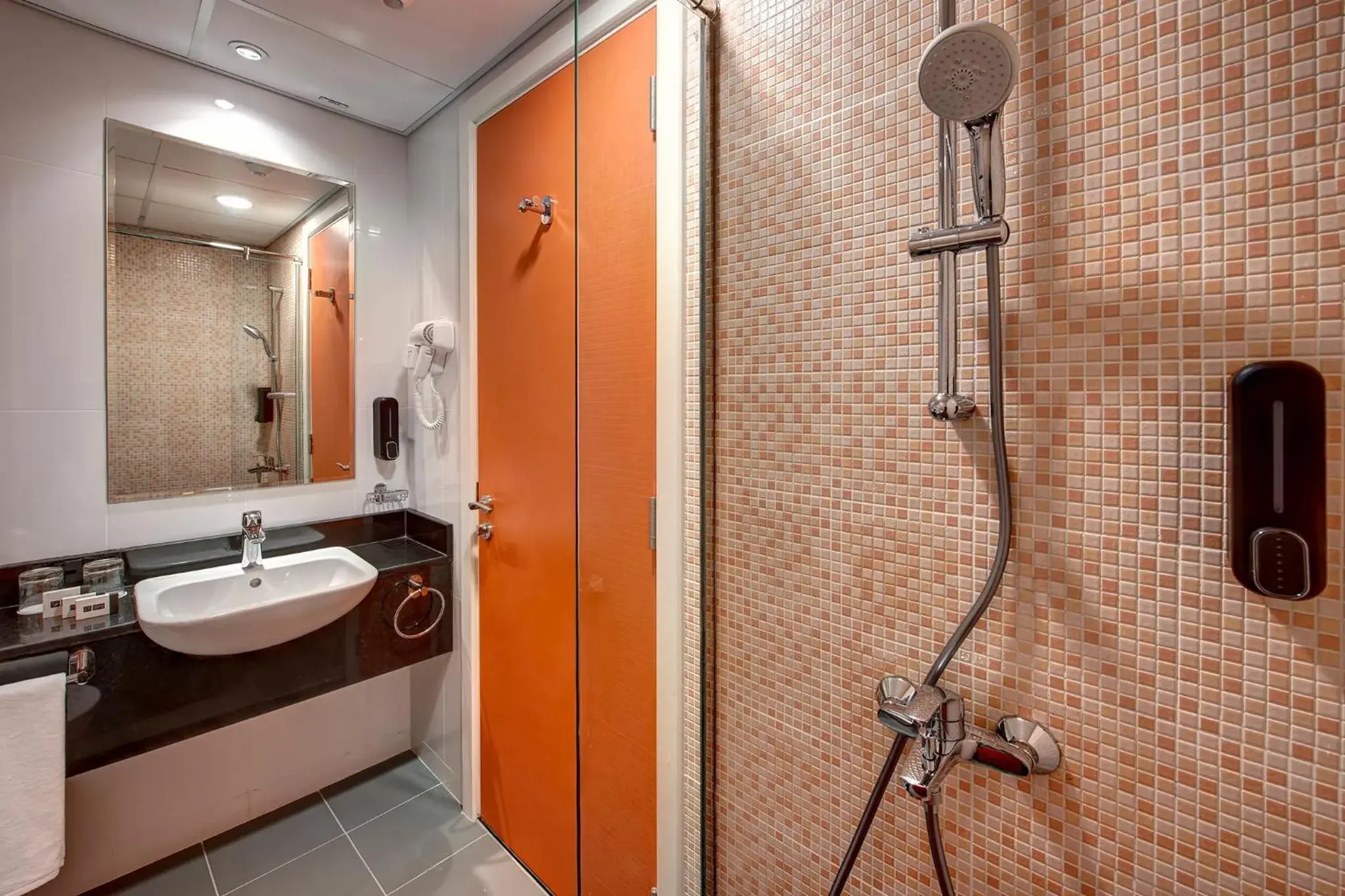 Superior Waterfront Twin in Wescott Hotel Superior Waterfront Twin in Wescott Hotel