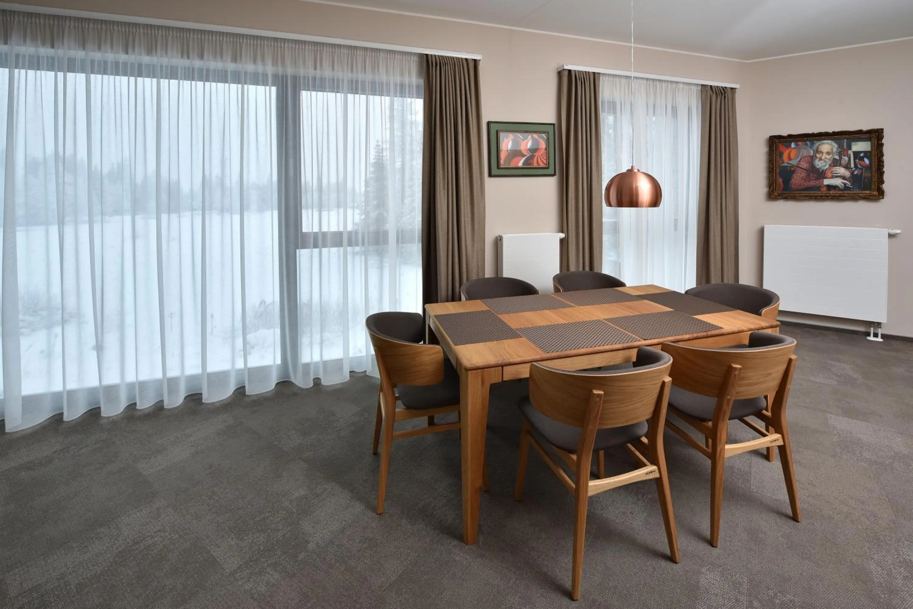 Seating area in APLEND Lake Resort