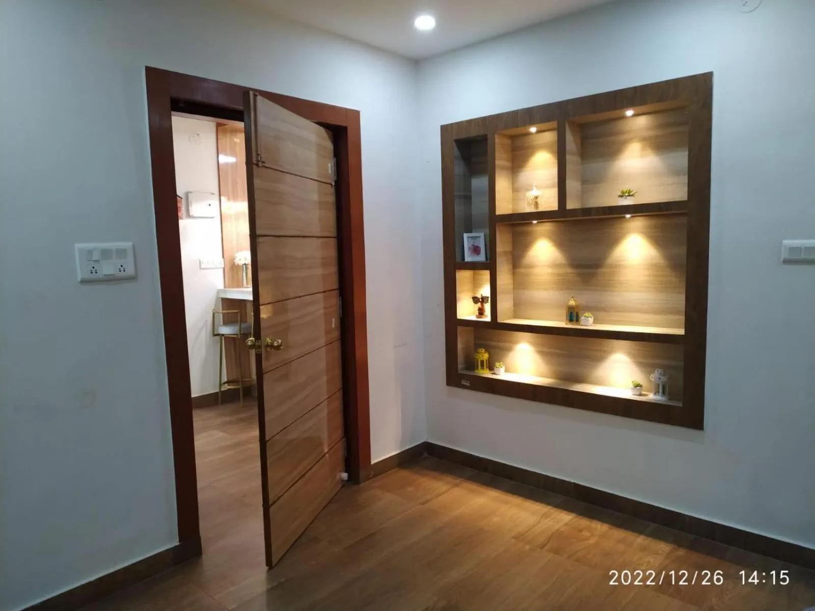 wardrobe in Mariya Condo hotel