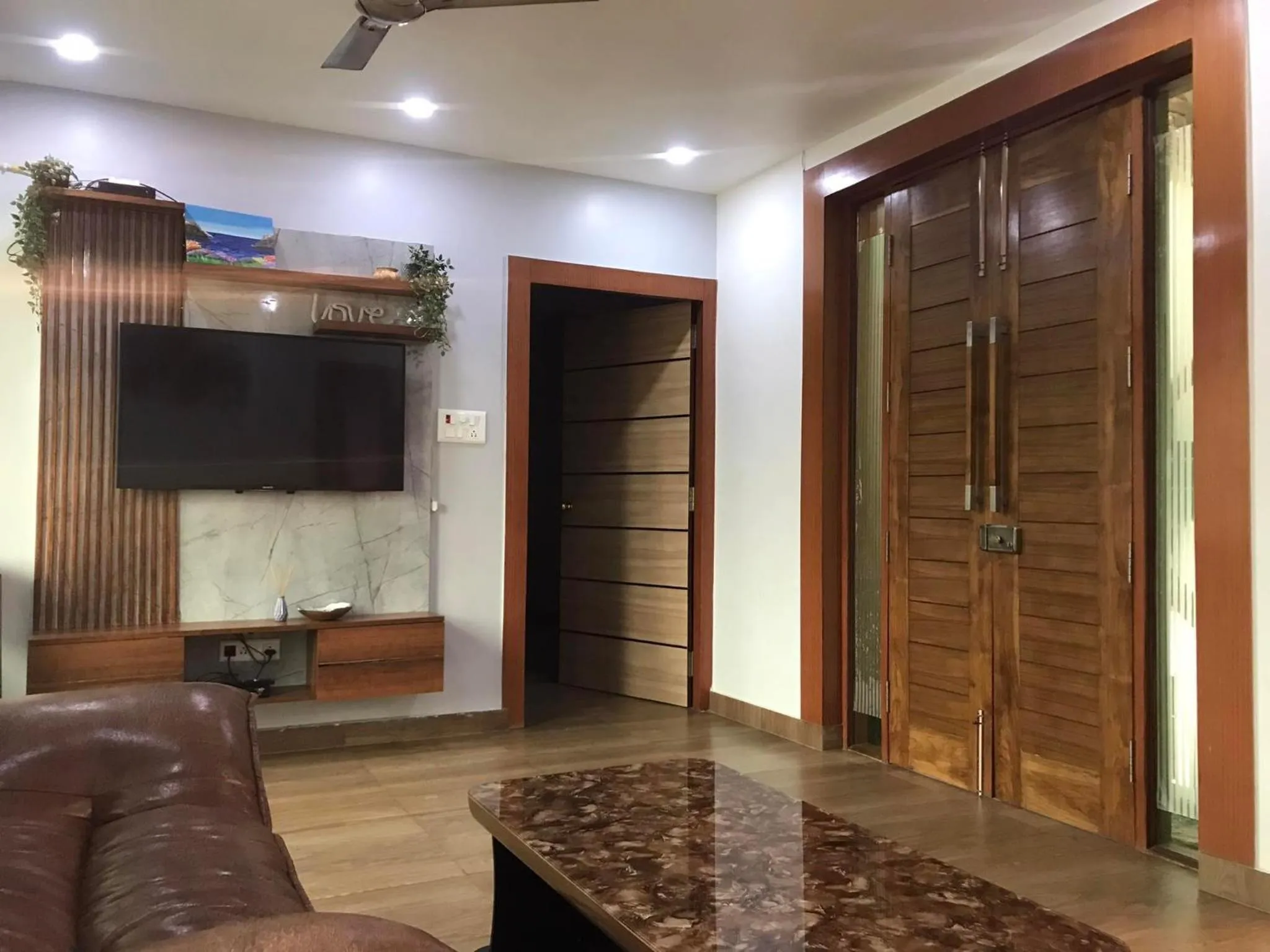 Facade/entrance in Mariya Condo hotel