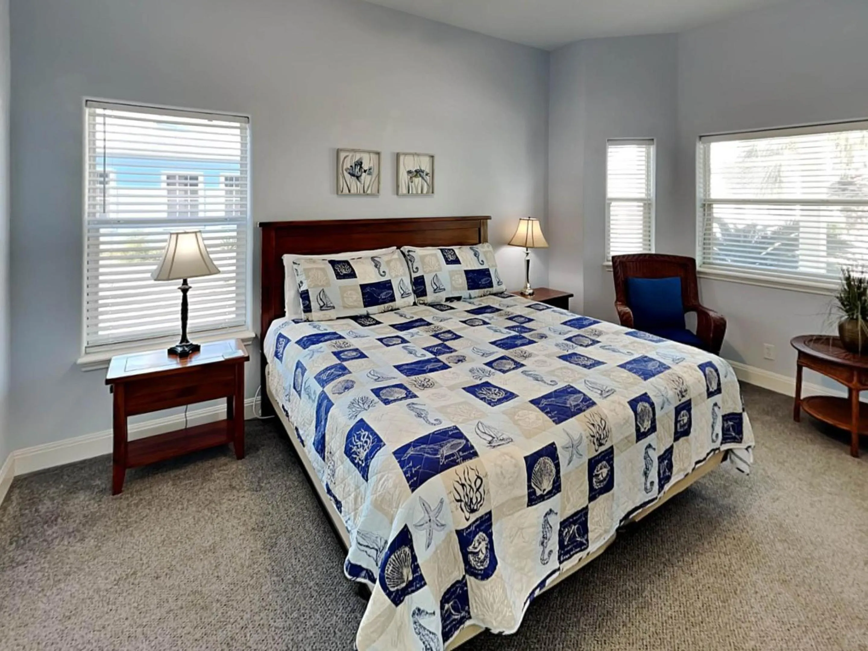 Property building, Bed in Coastal Cutie