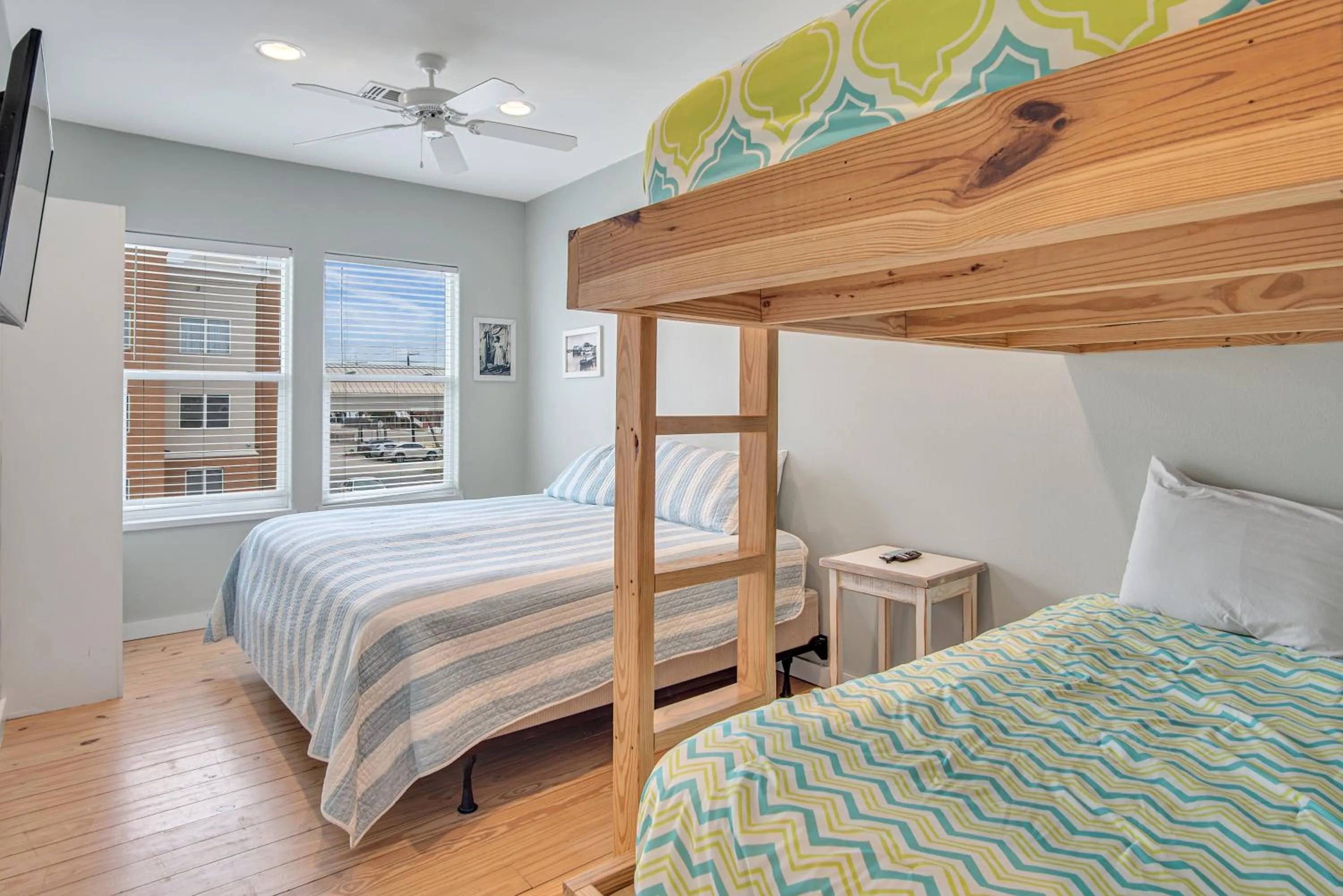 Property building, Bed in Beach Club 3