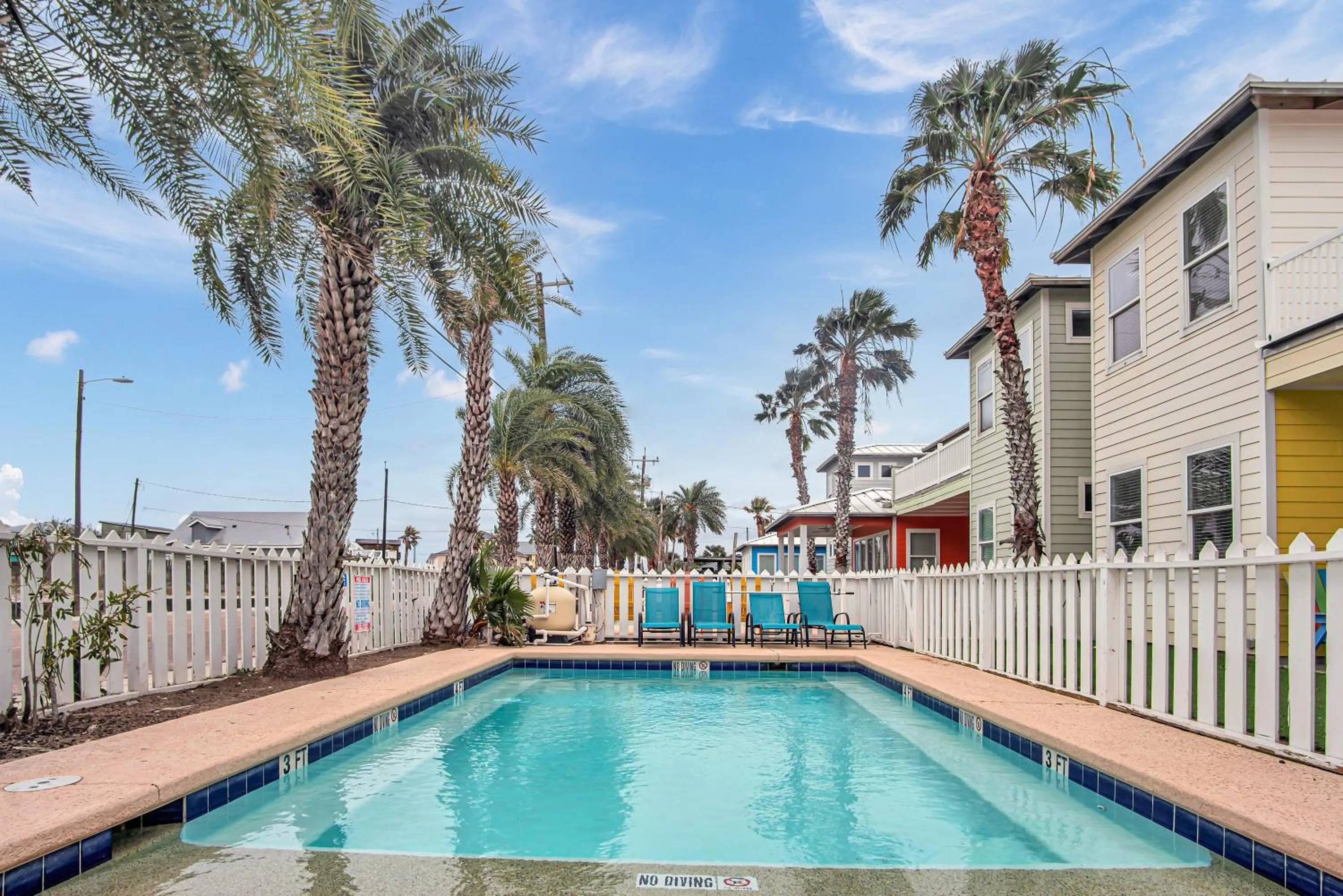 Property building in Beach Club 3