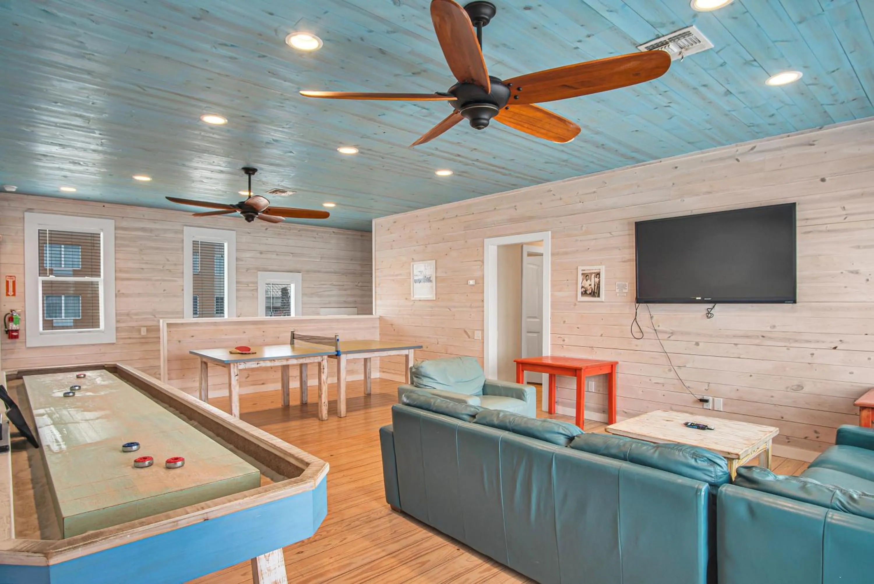 Property building in Beach Club 3