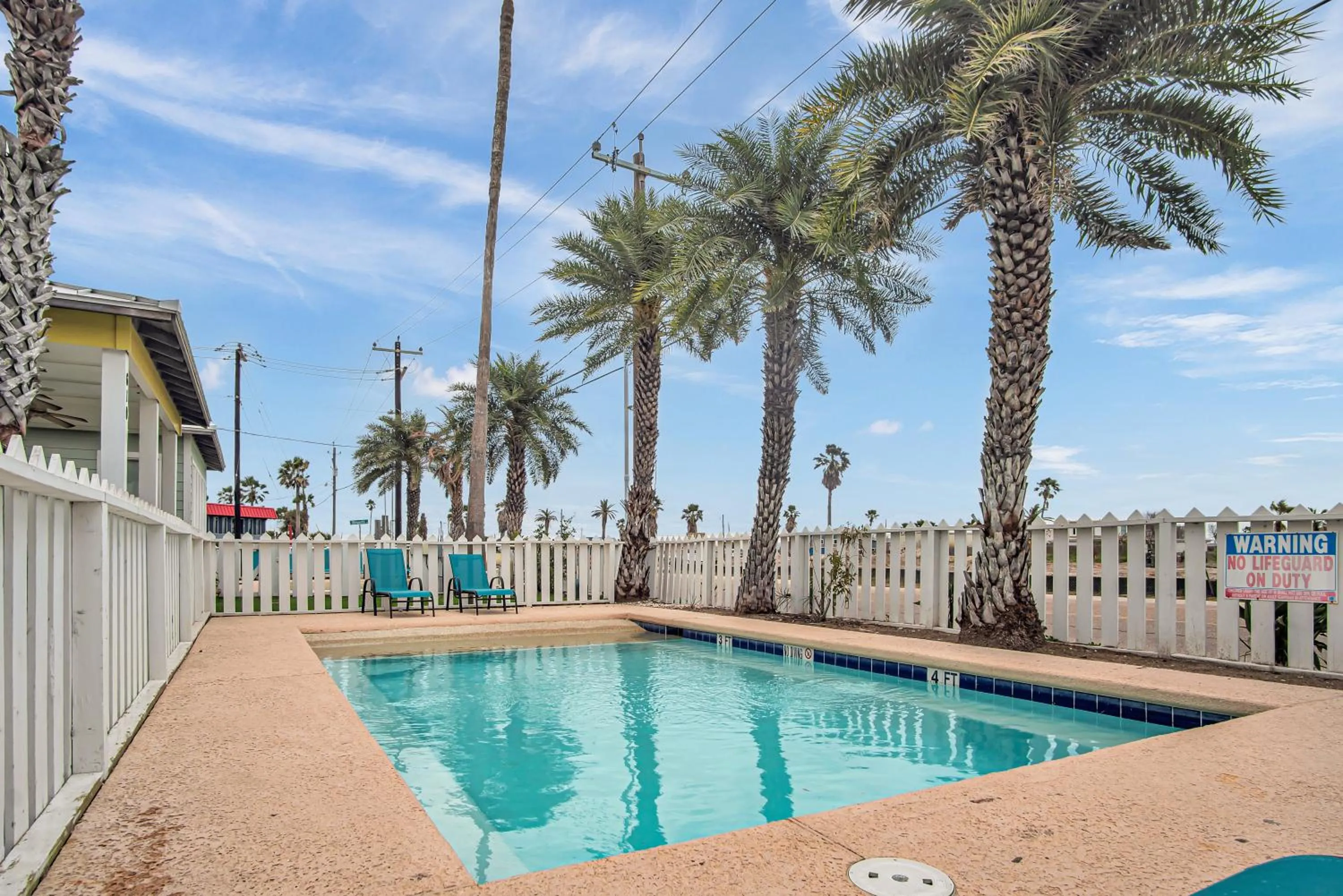 Property building in Beach Club 3