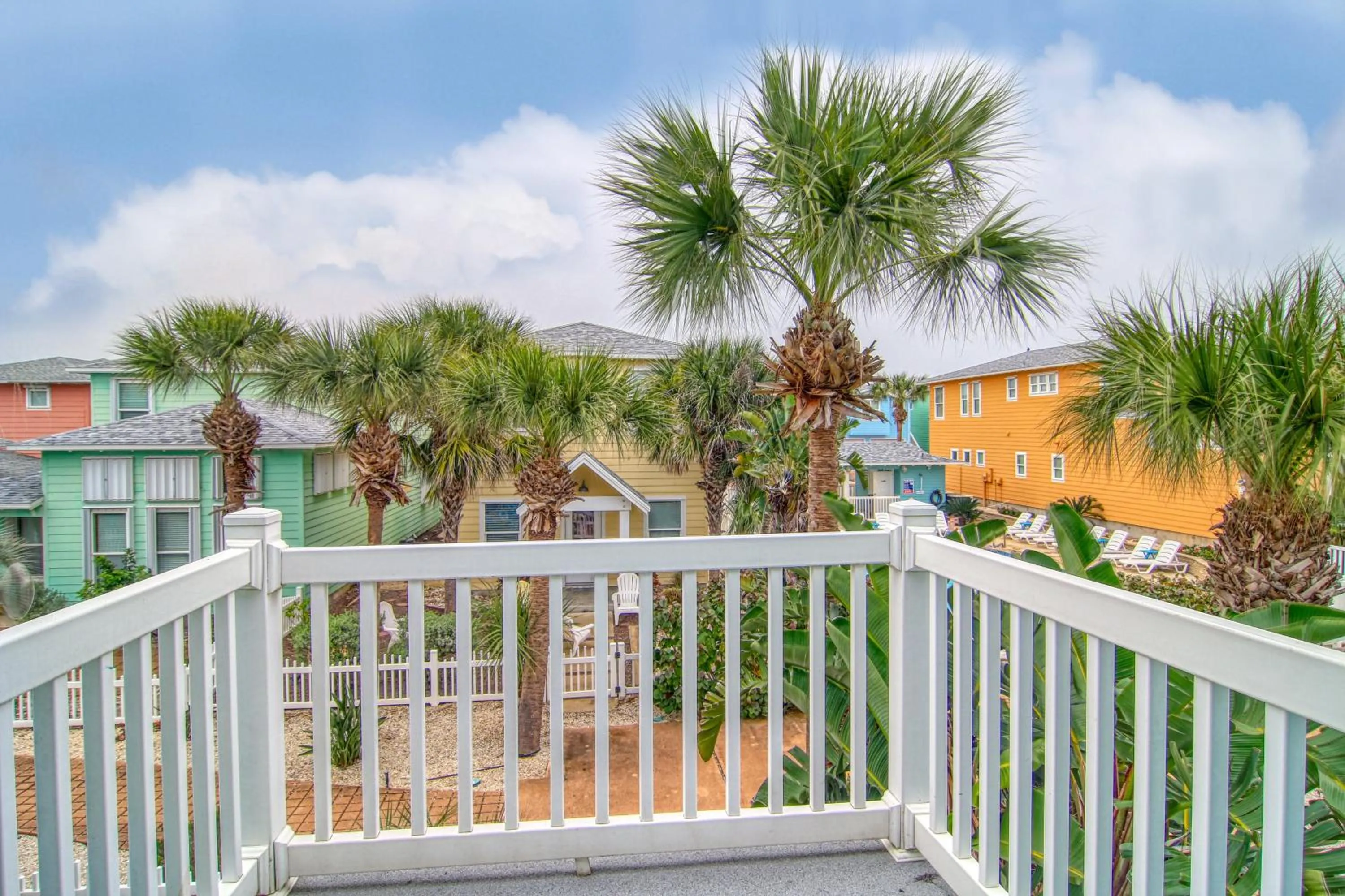 Property building in The Ohana Hut