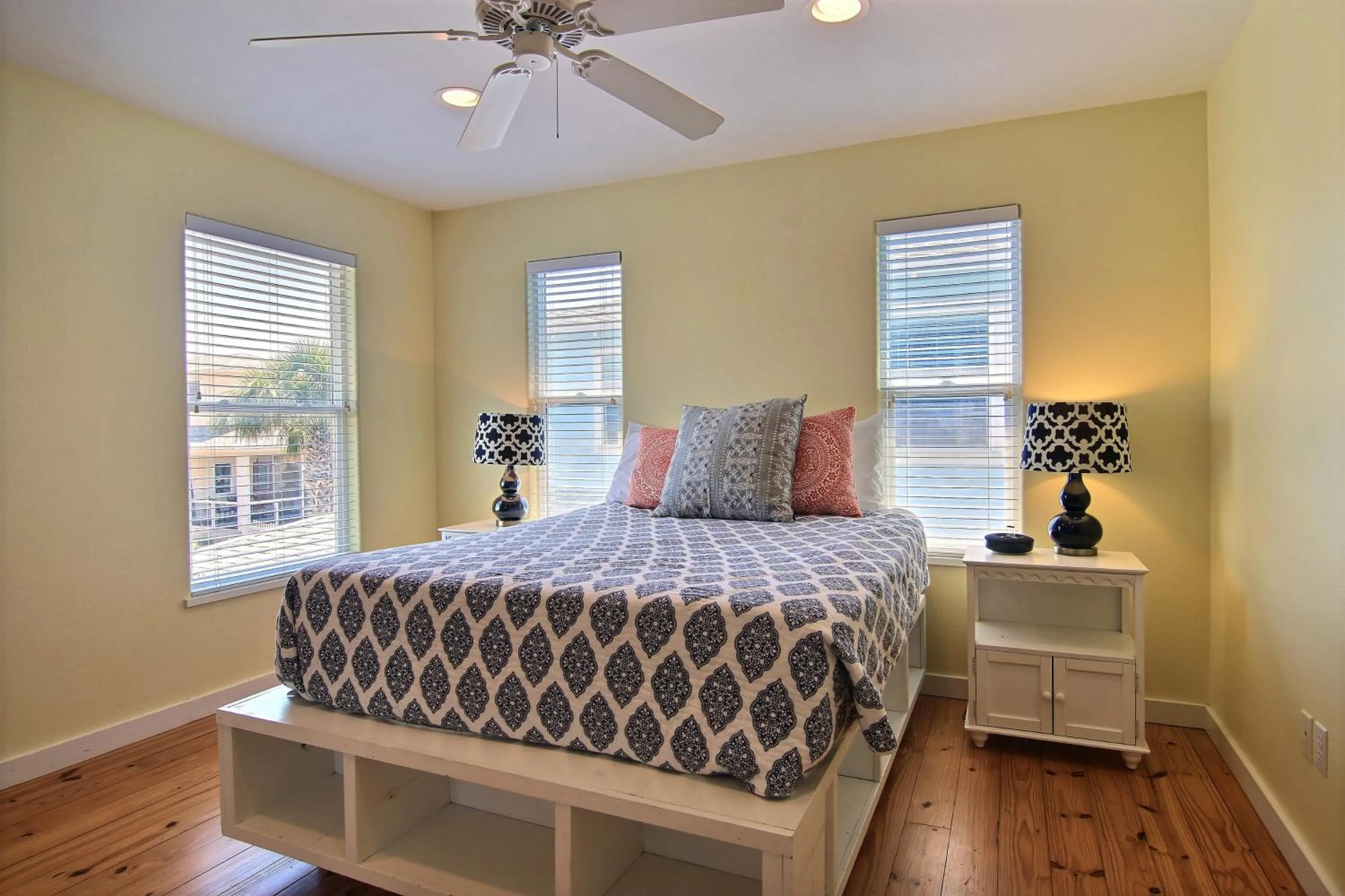 Property building, Bed in No Shoes No Shirt No Problem