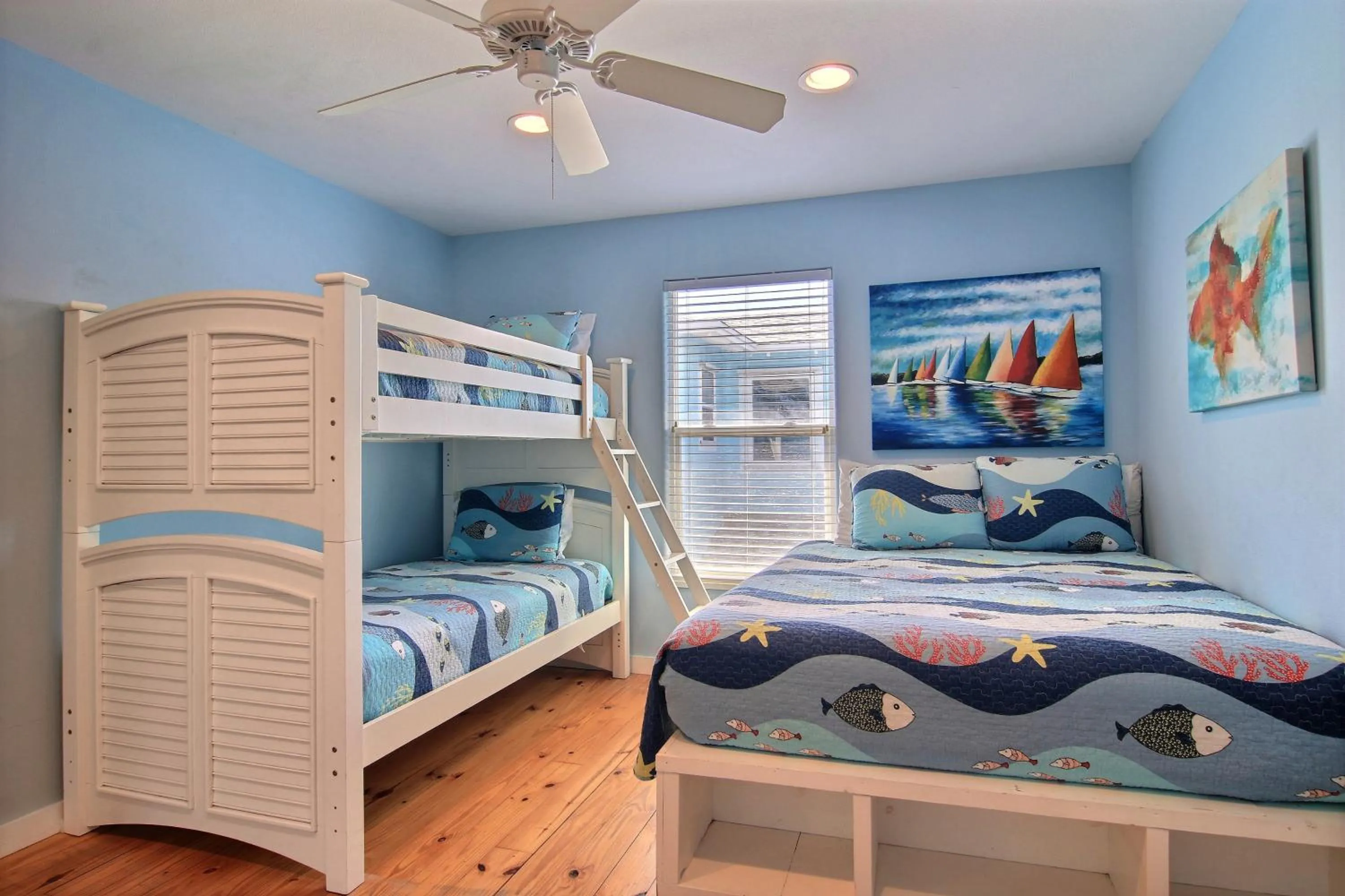 Property building, Bed in No Shoes No Shirt No Problem