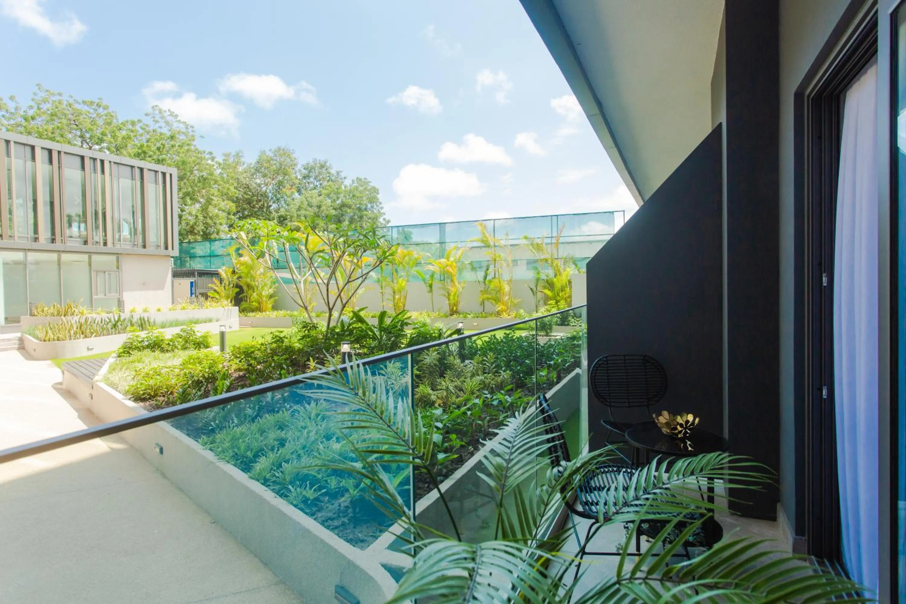 Day in Accra Luxury Apartments @ The Lennox