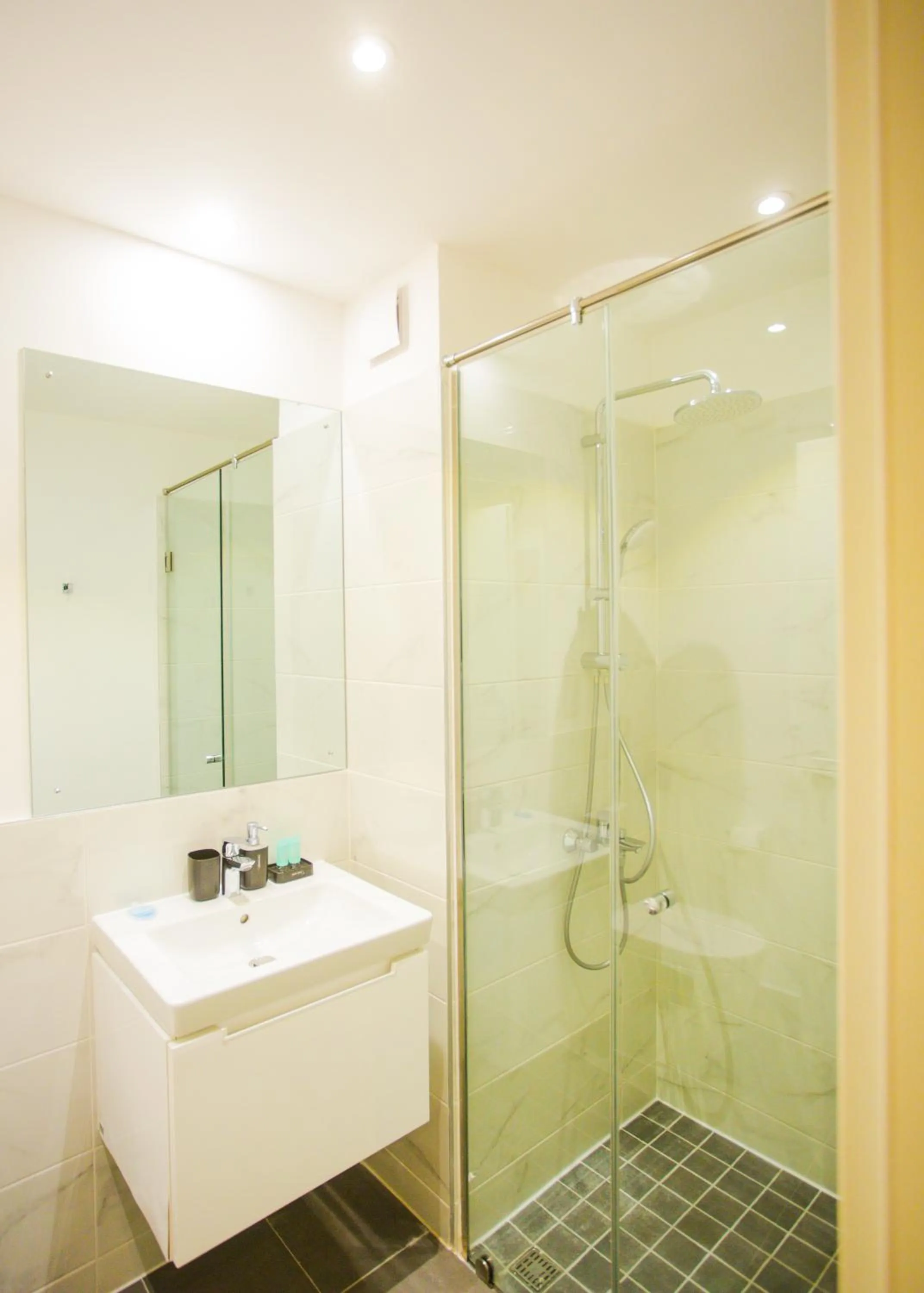 Shower in Accra Luxury Apartments @ The Lennox