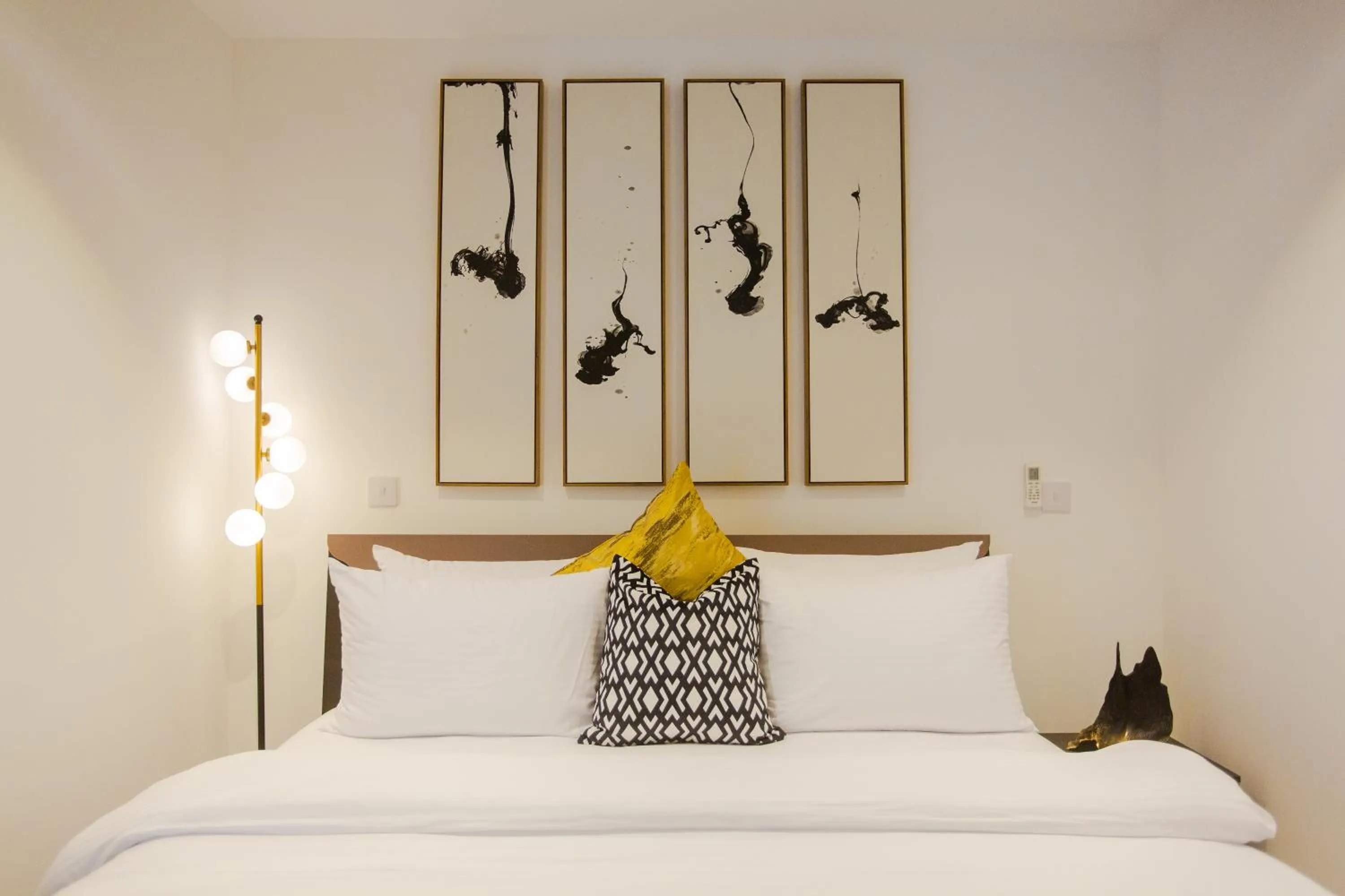 Bed in Accra Luxury Apartments @ The Lennox