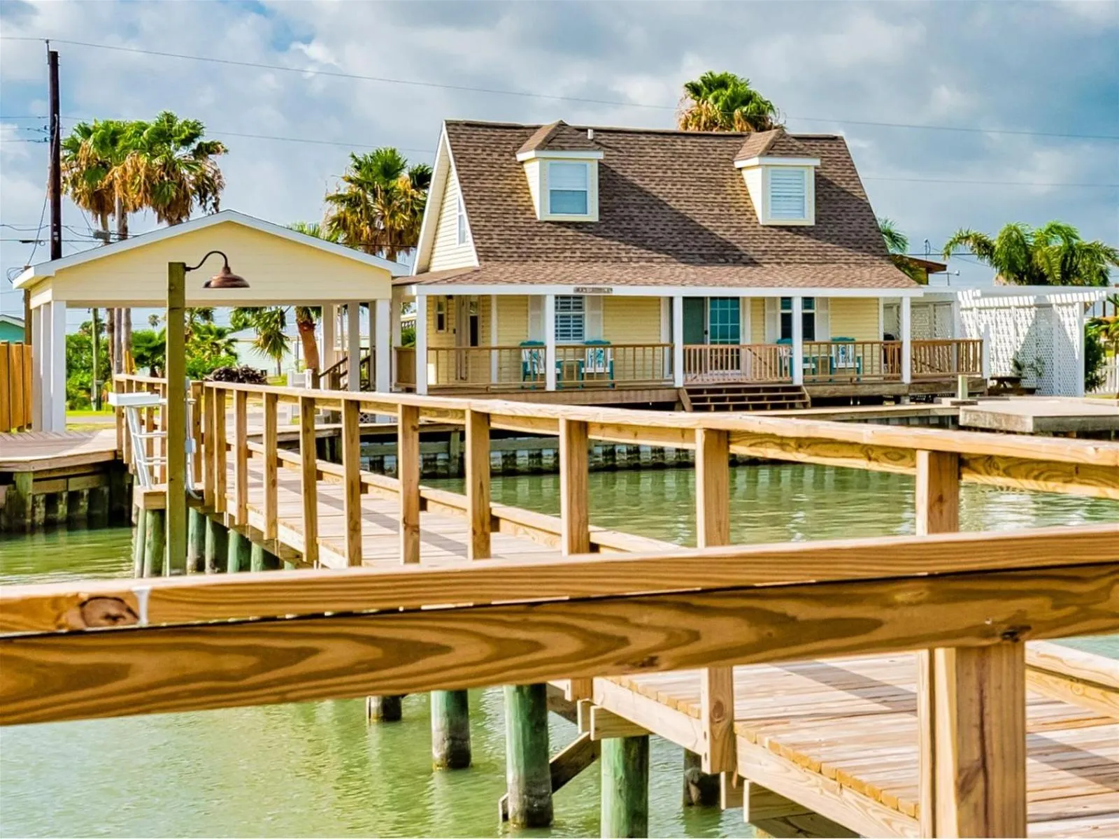 Property building in Bay Cottage
