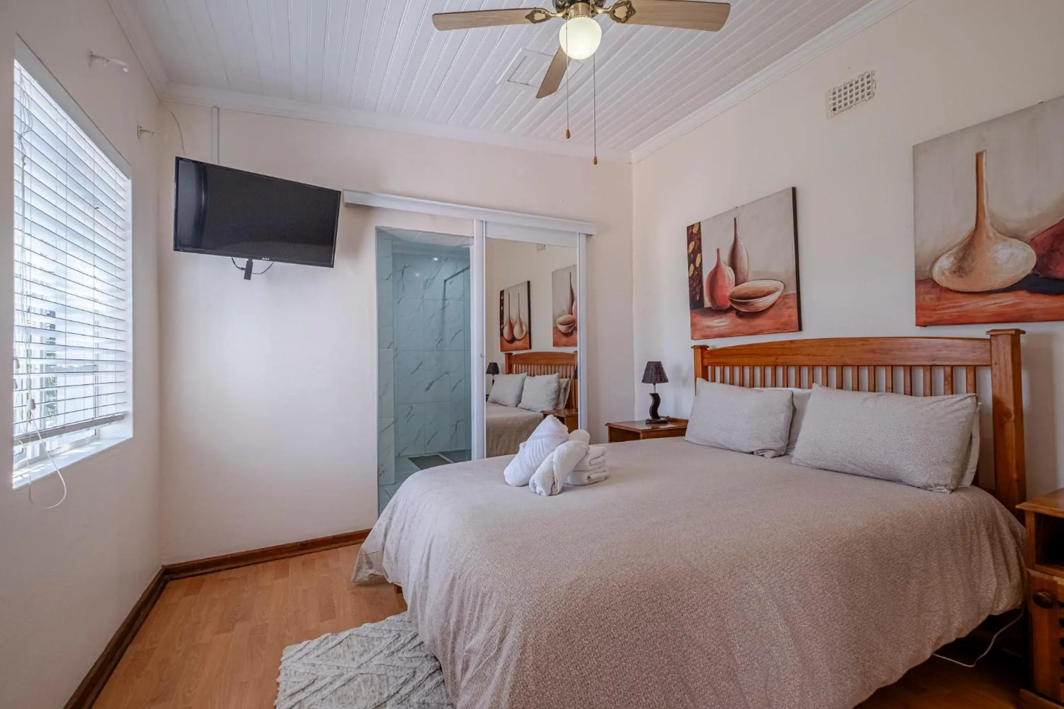 Bed in 5 Third Avenue Guesthouse