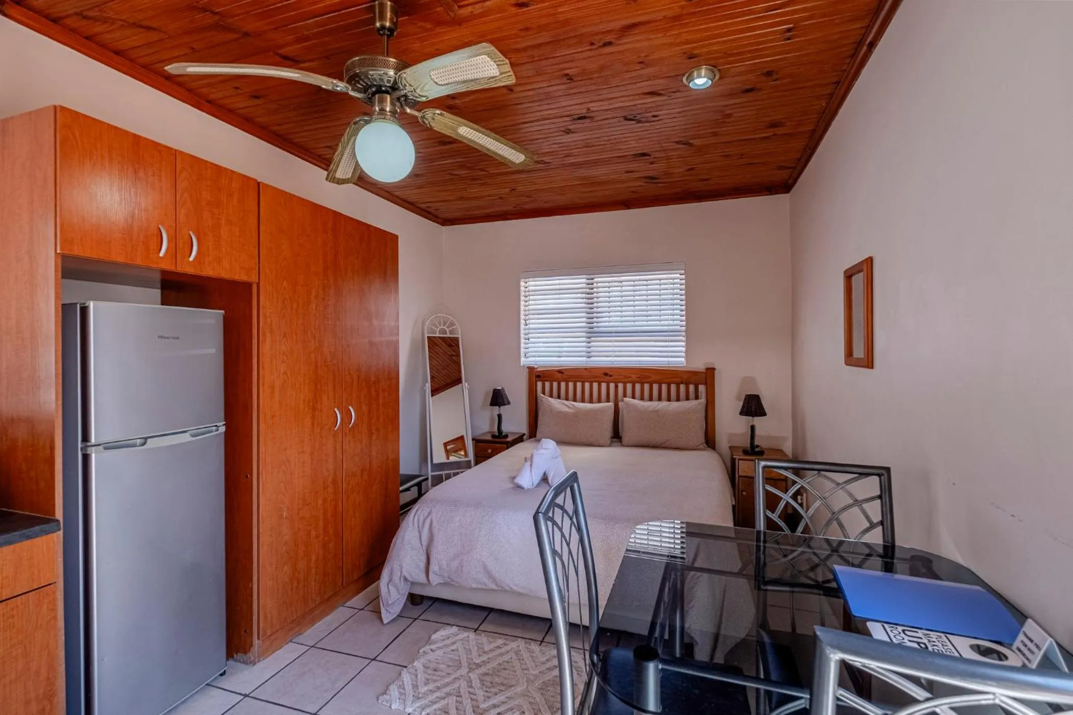 Bed in 5 Third Avenue Guesthouse