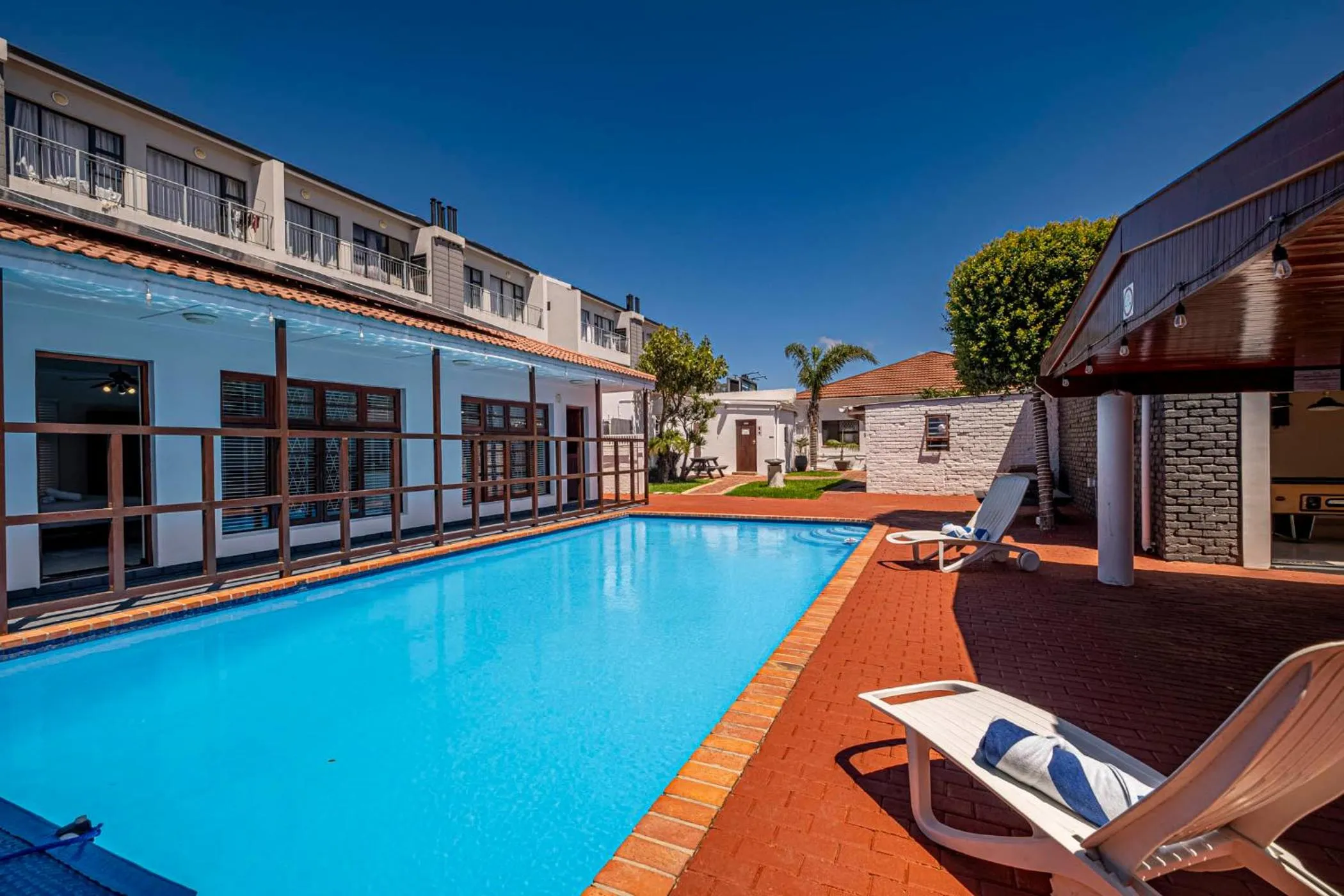 Property building in 5 Third Avenue Guesthouse