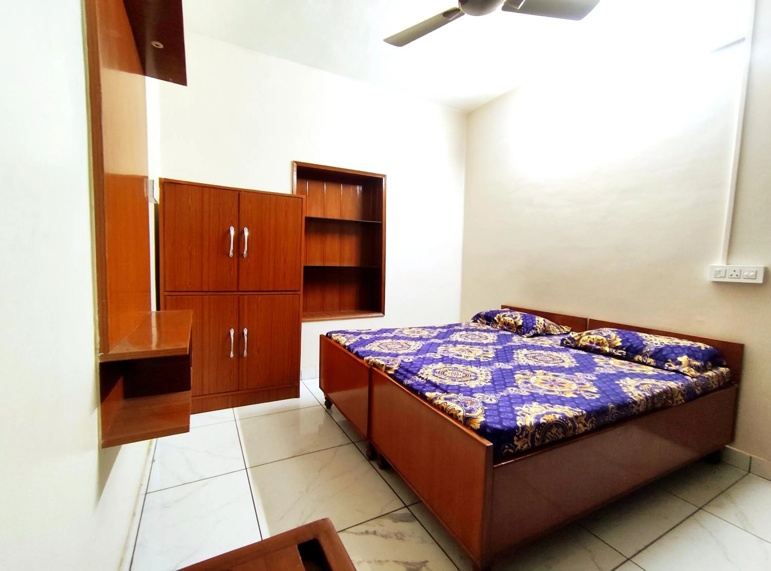 Himalaya Inn Guest House