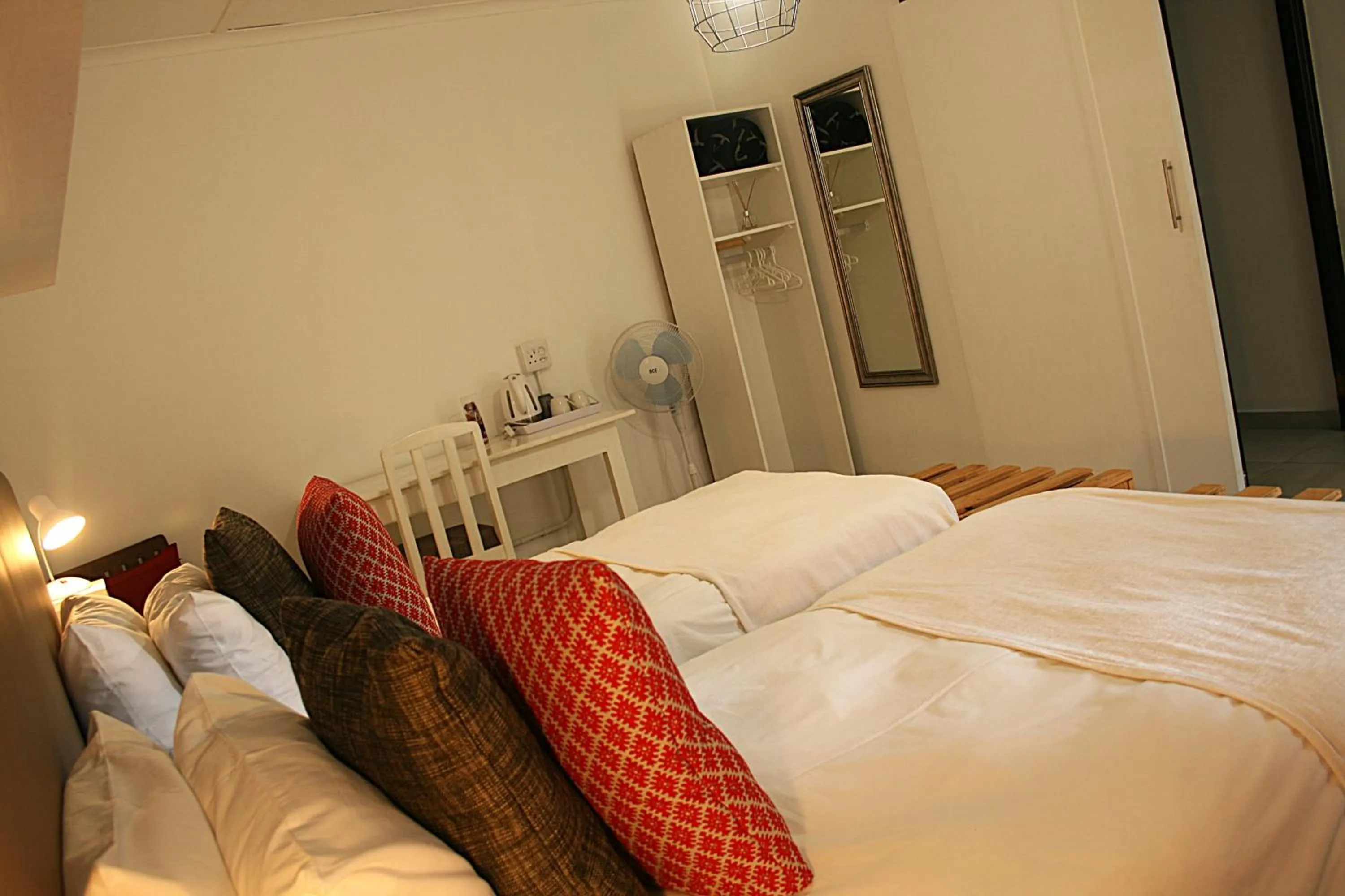 Photo of the whole room, Bed in The Residence at Villa Wiese