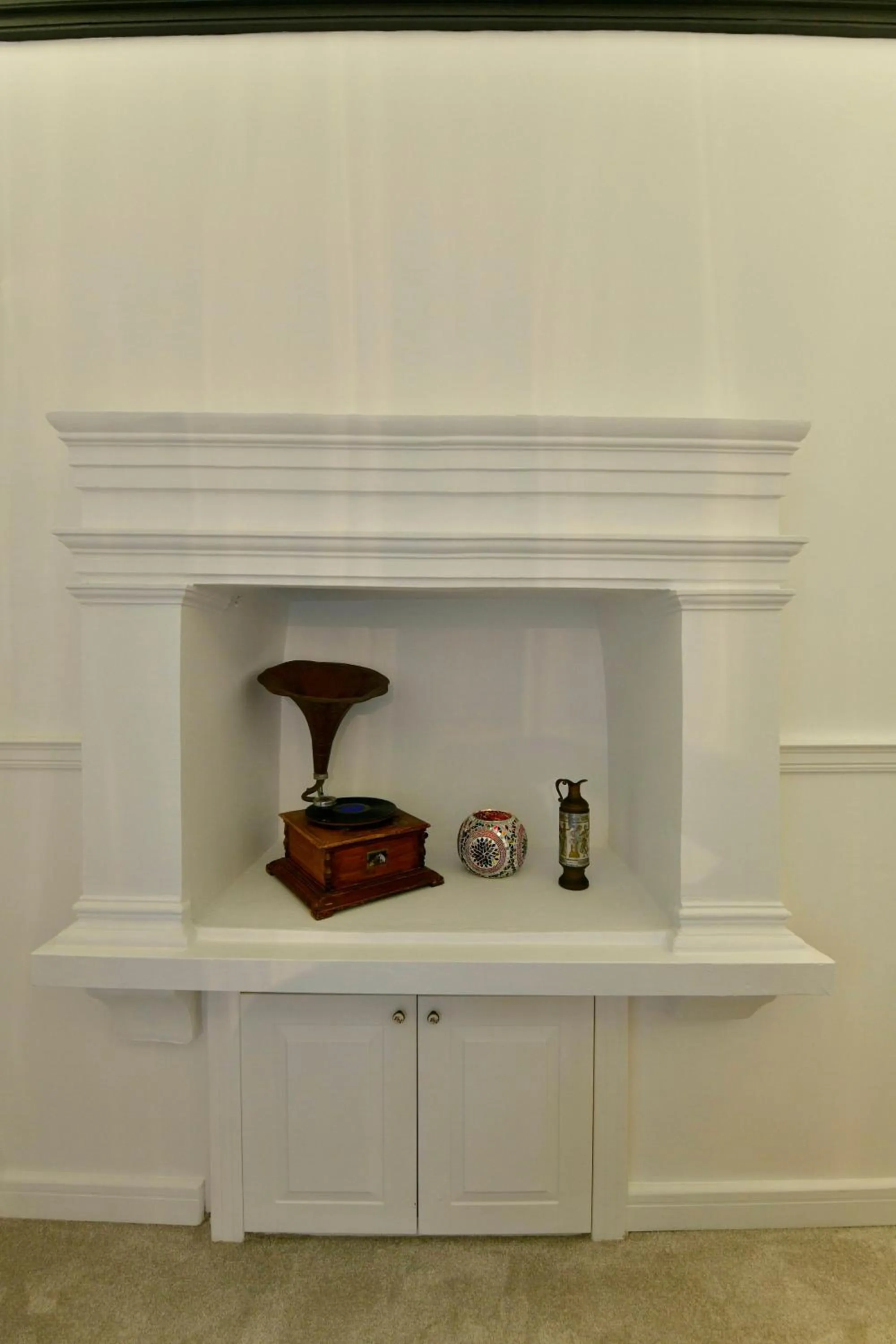 Decorative detail in Siyah Lale Cunda 1841