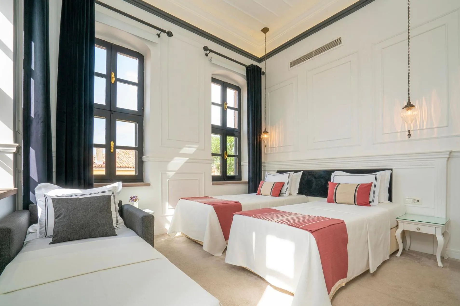 Bed in Siyah Lale Cunda 1841