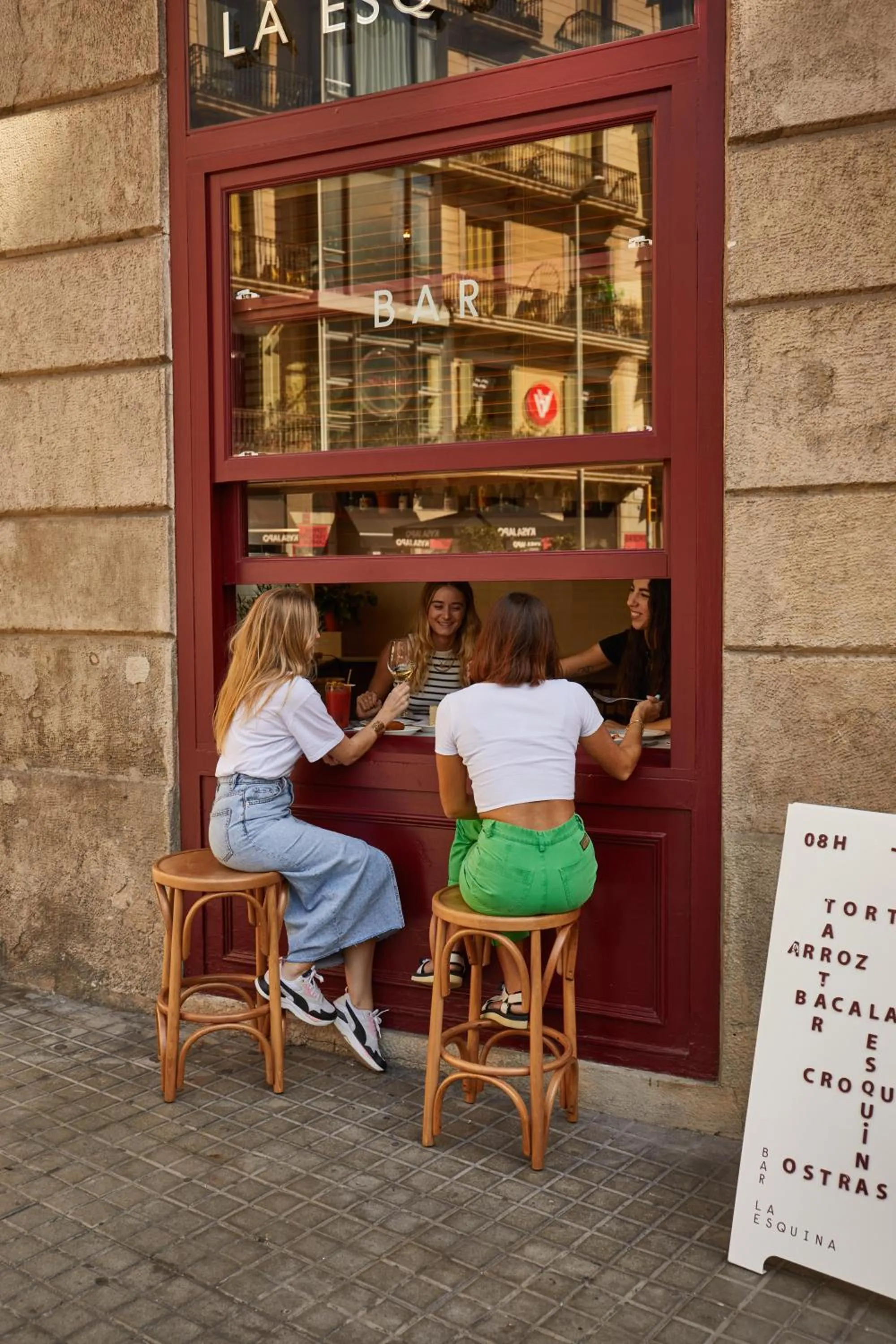 Lounge or bar in Hotel Regina Barcelona