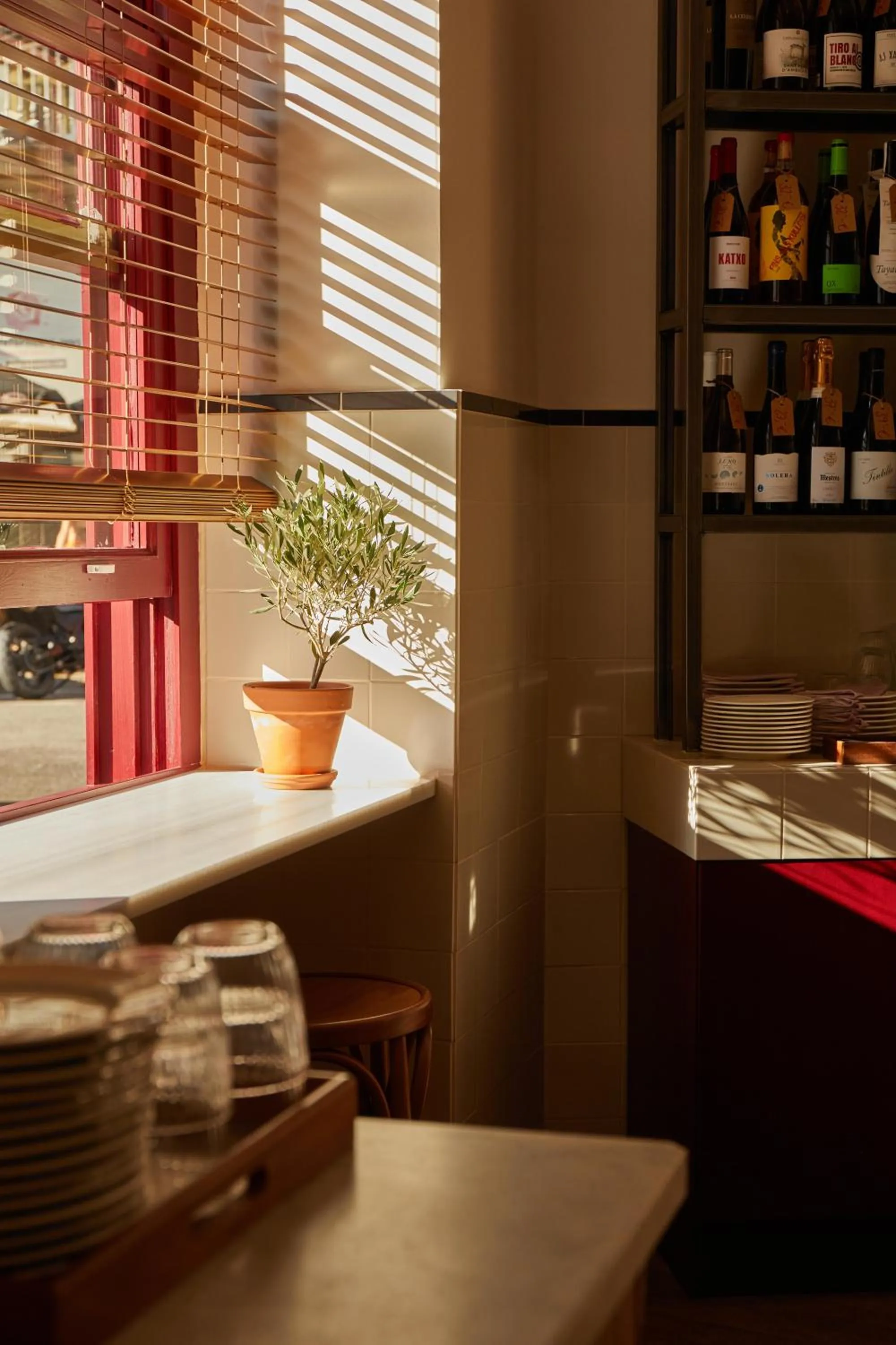 Restaurant/places to eat in Hotel Regina Barcelona