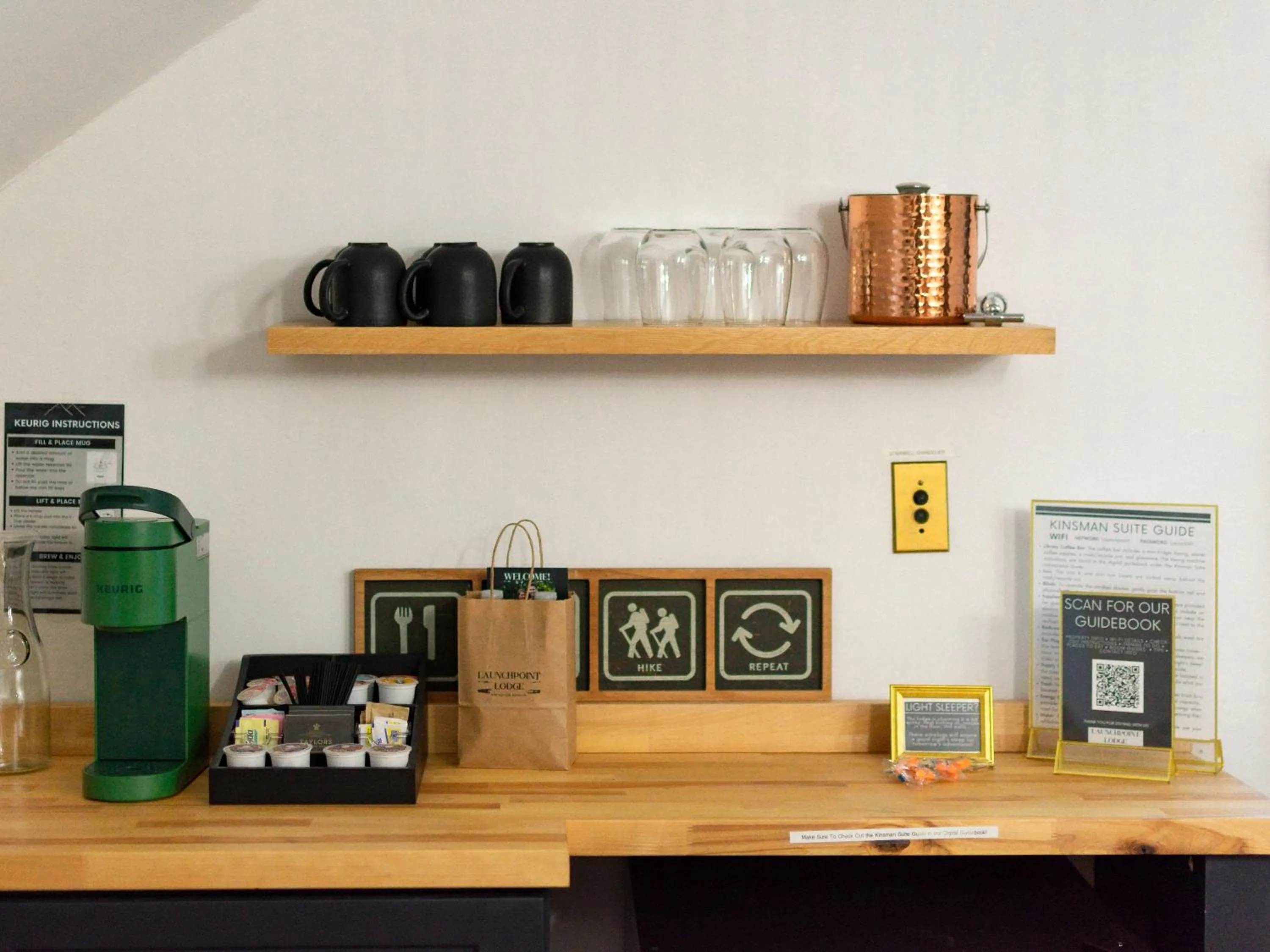 Kitchen or kitchenette in Launchpoint Lodge