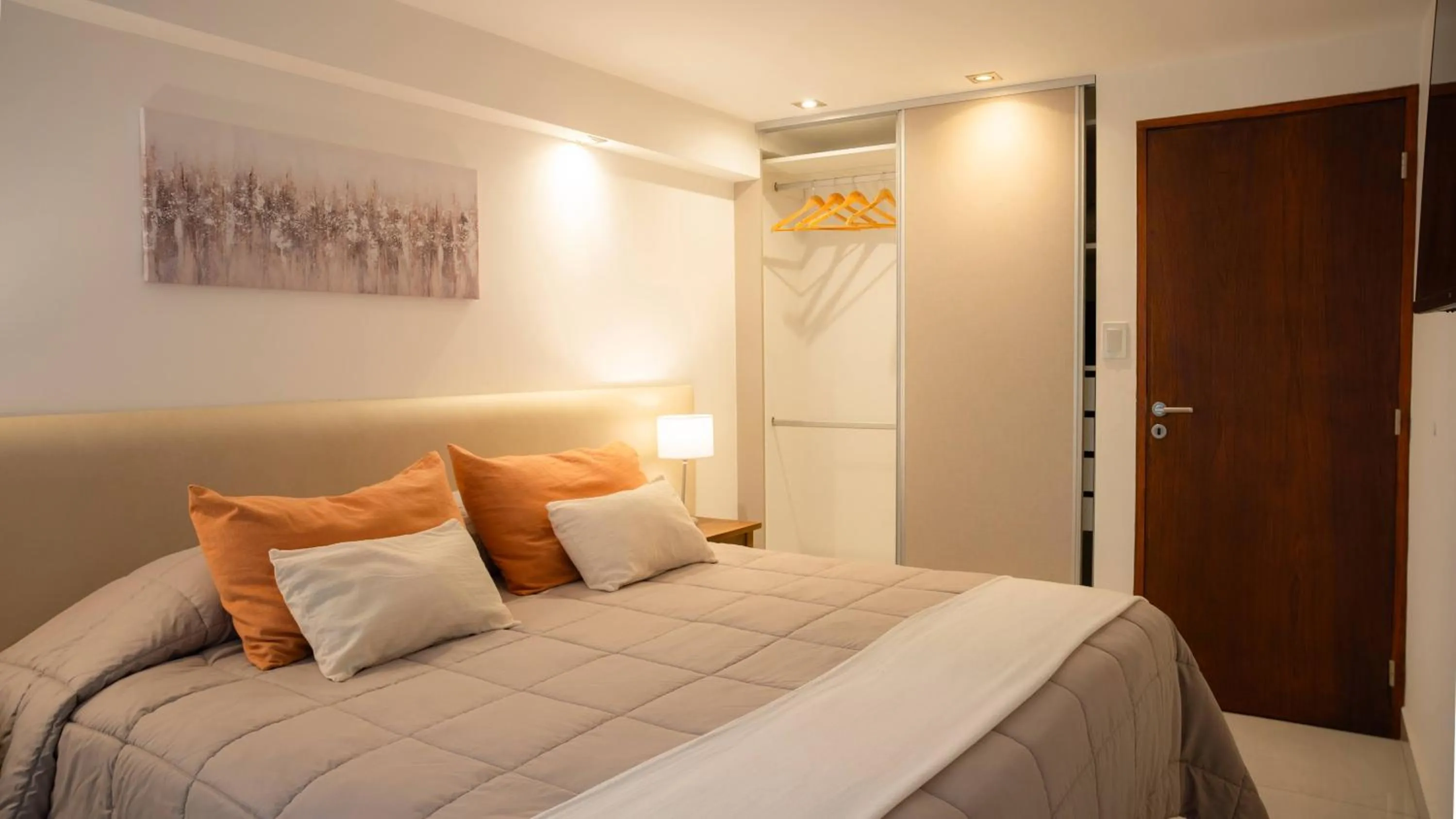 View (from property/room), Bed in HOMEFULL Apartamentos