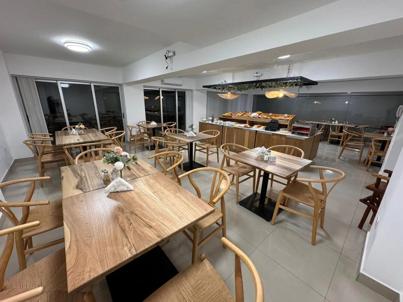 Breakfast in HOMEFULL Apartamentos