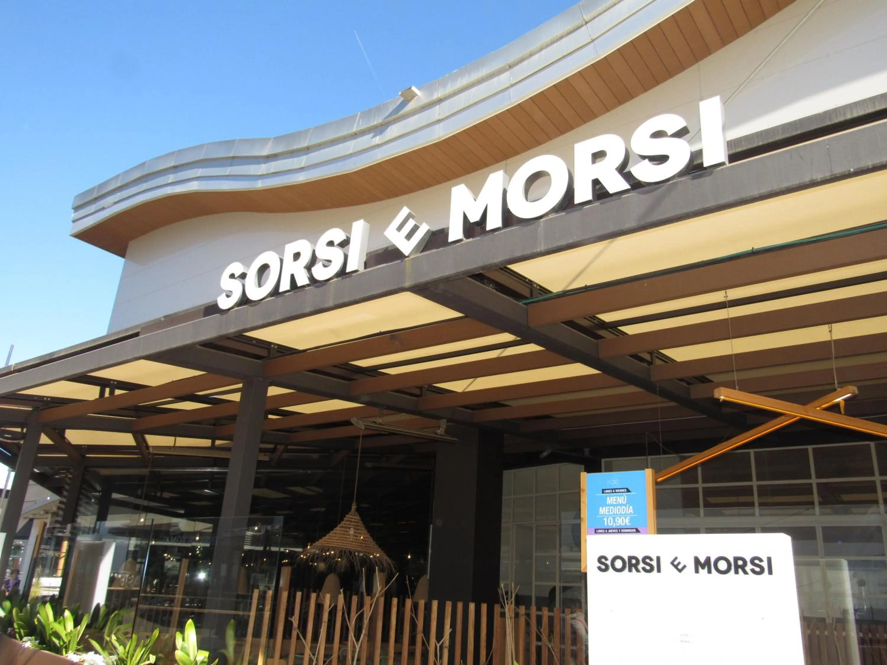 Food in Holiday Inn Express Valencia Bonaire by IHG