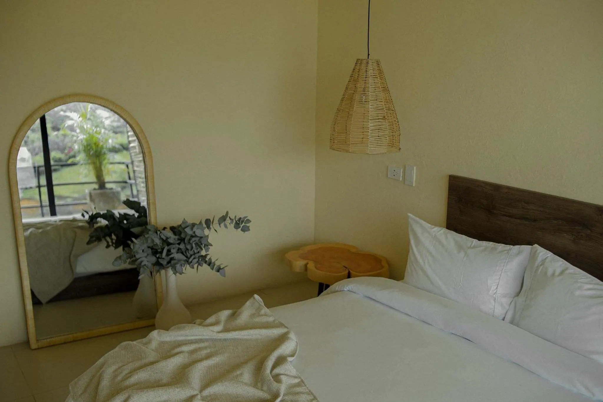 Bedroom, Bed in La Pausa Hotelbistro